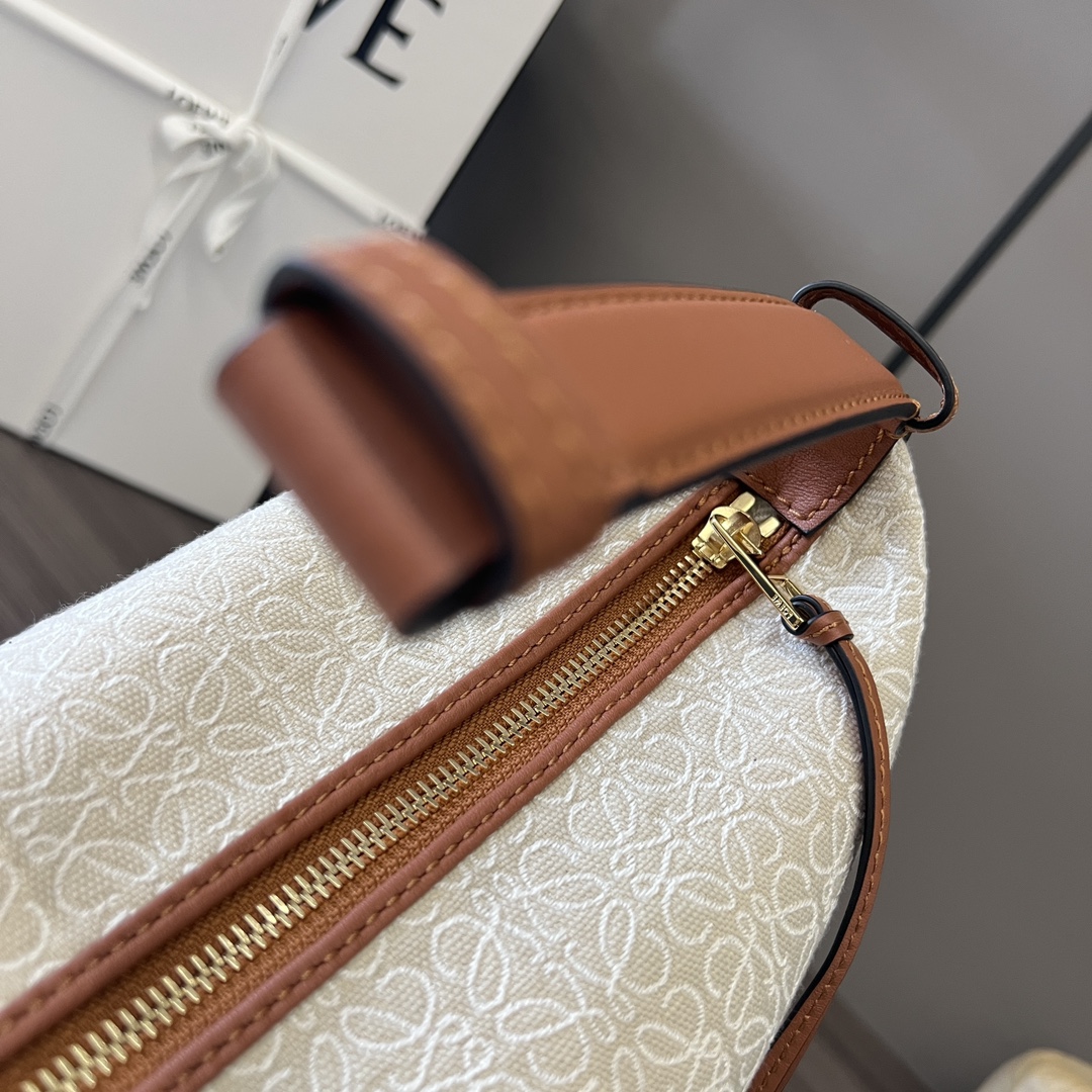Loewe Cubi Anagram Bag in Calfskin and Jacquard - Shoulder & Hand Carry 8 i1680541496 5693 7