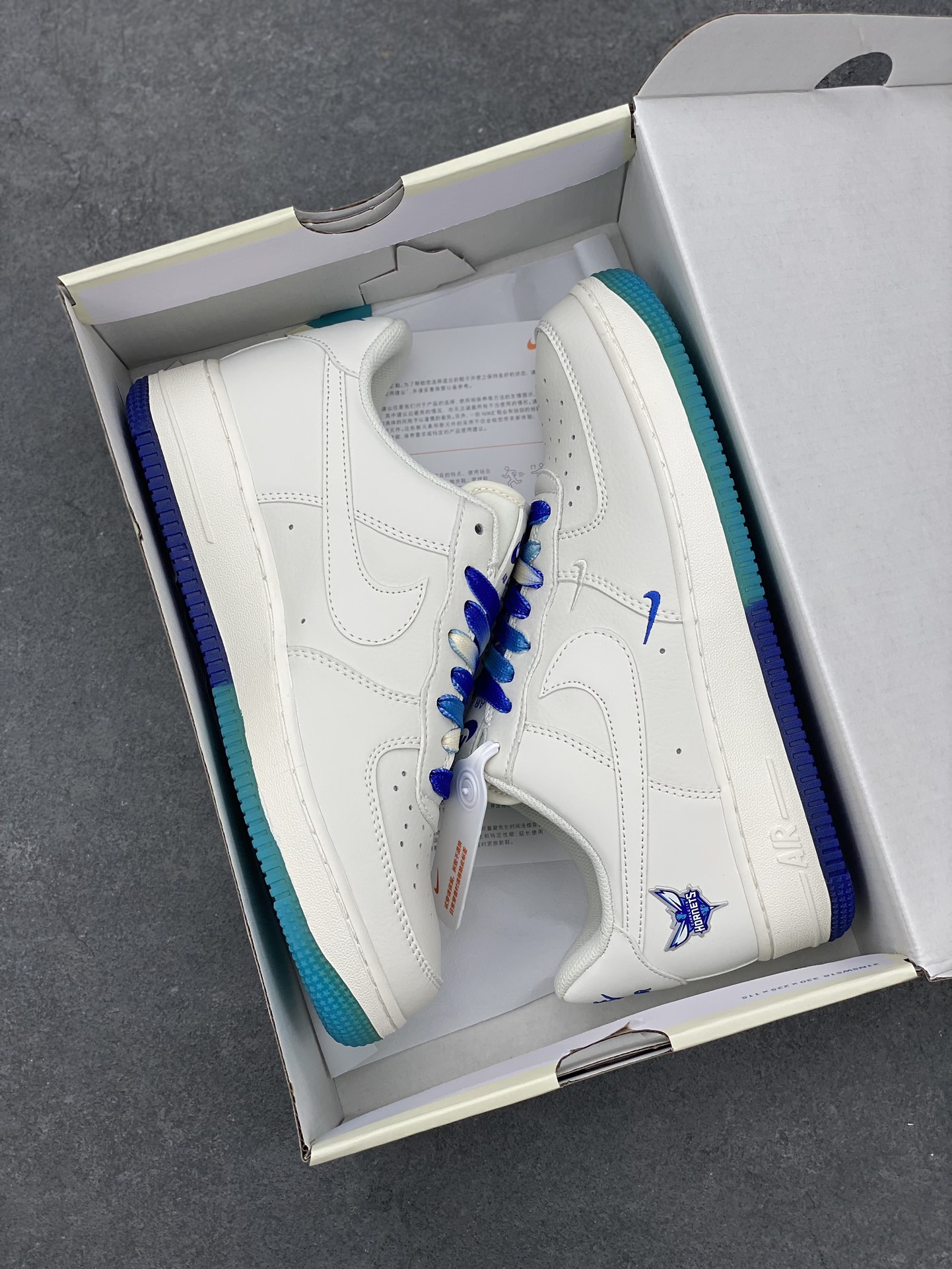 Nike Air Force 1 Low '07 'New Orleans Hornets' Limited Edition Sneakers 10 i1680549514 8735 8