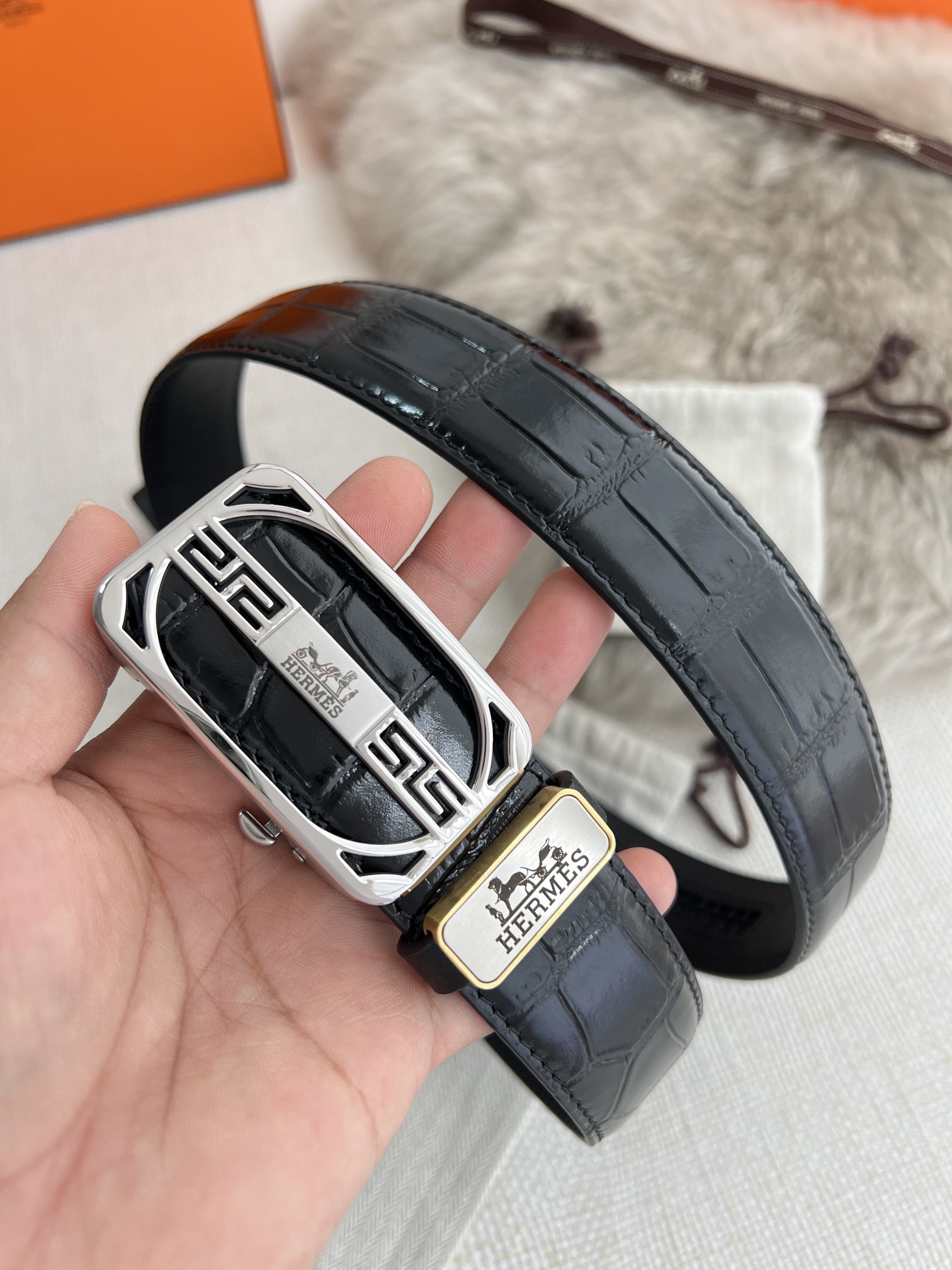 品名爱马仕.Her..mes️自动扣