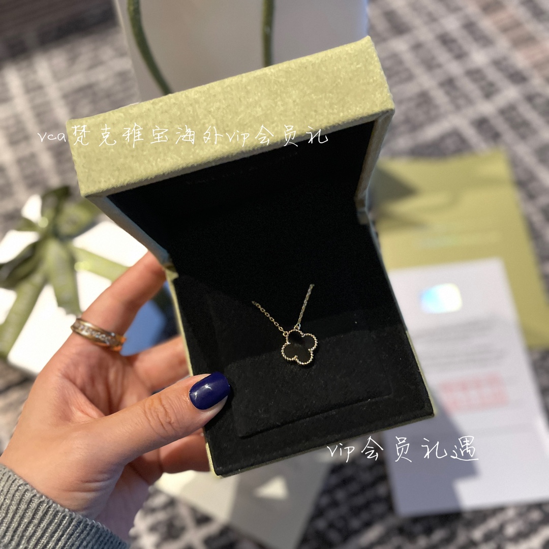 Van Cleef & Arpels vca梵克雅宝会员礼
