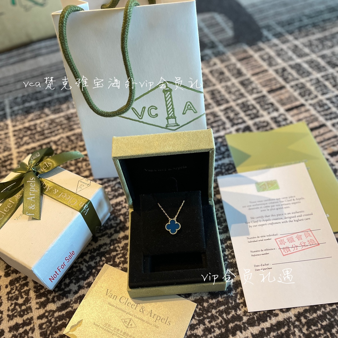 Van Cleef & Arpels vca梵克雅宝会员礼