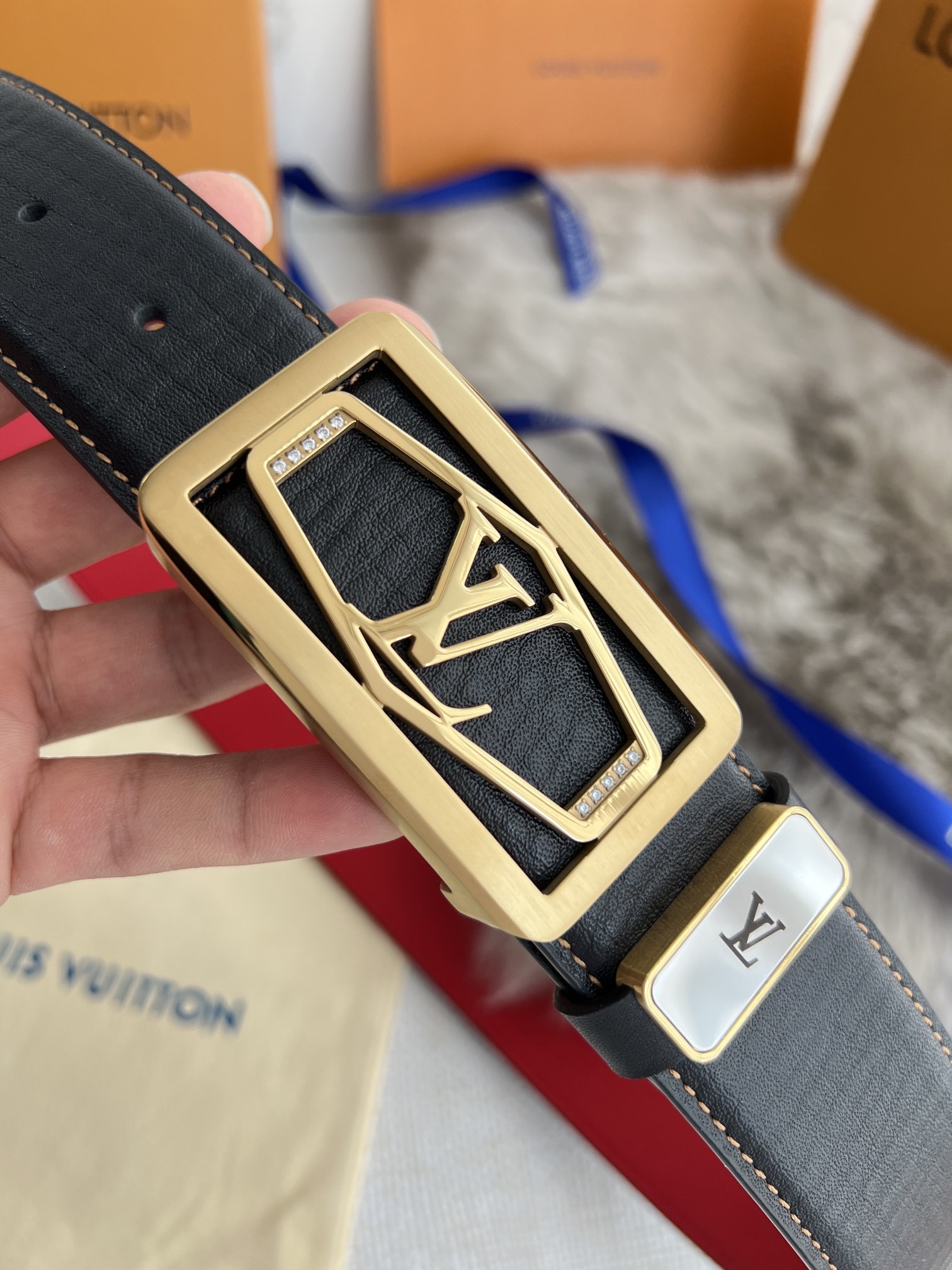 品名LV..路易..威登️腰带皮带原