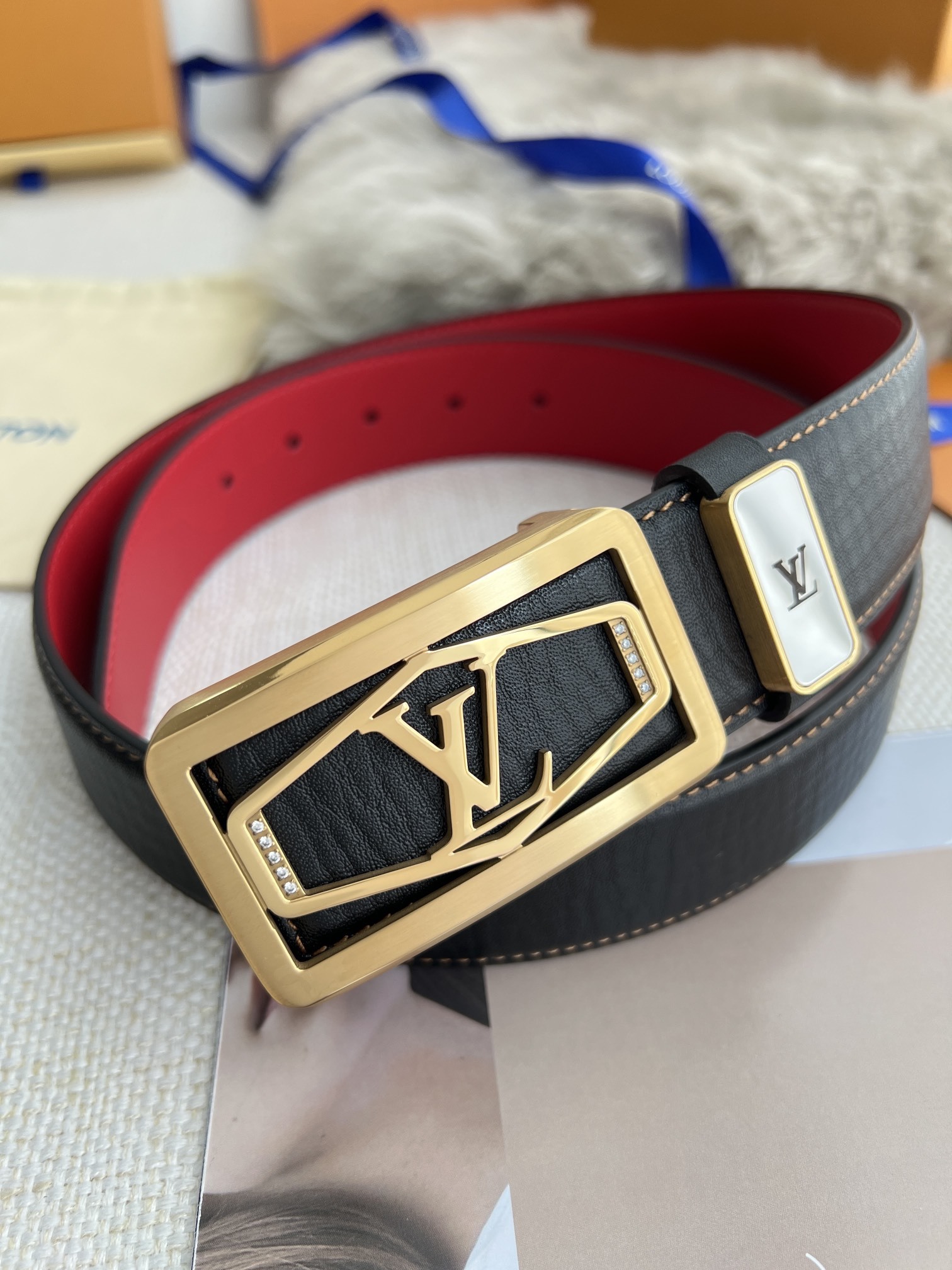 品名LV..路易..威登️腰带皮带原