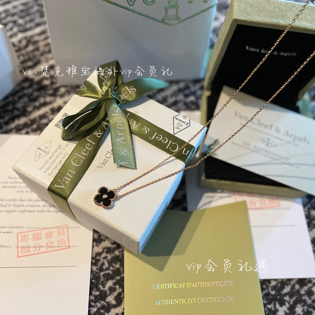Van Cleef & Arpels vca梵克雅宝会员礼