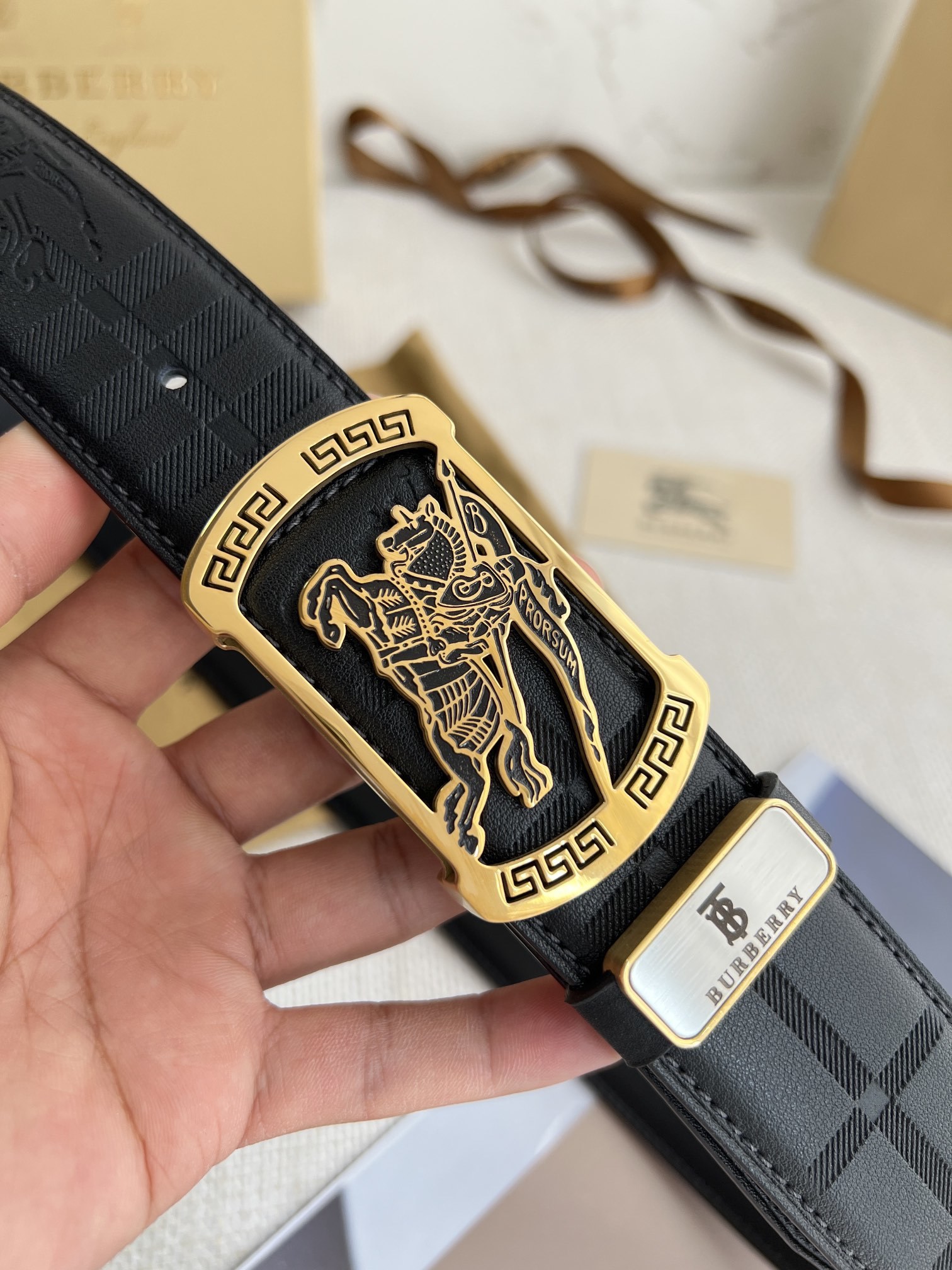 品名巴宝莉.Burberry️腰带皮