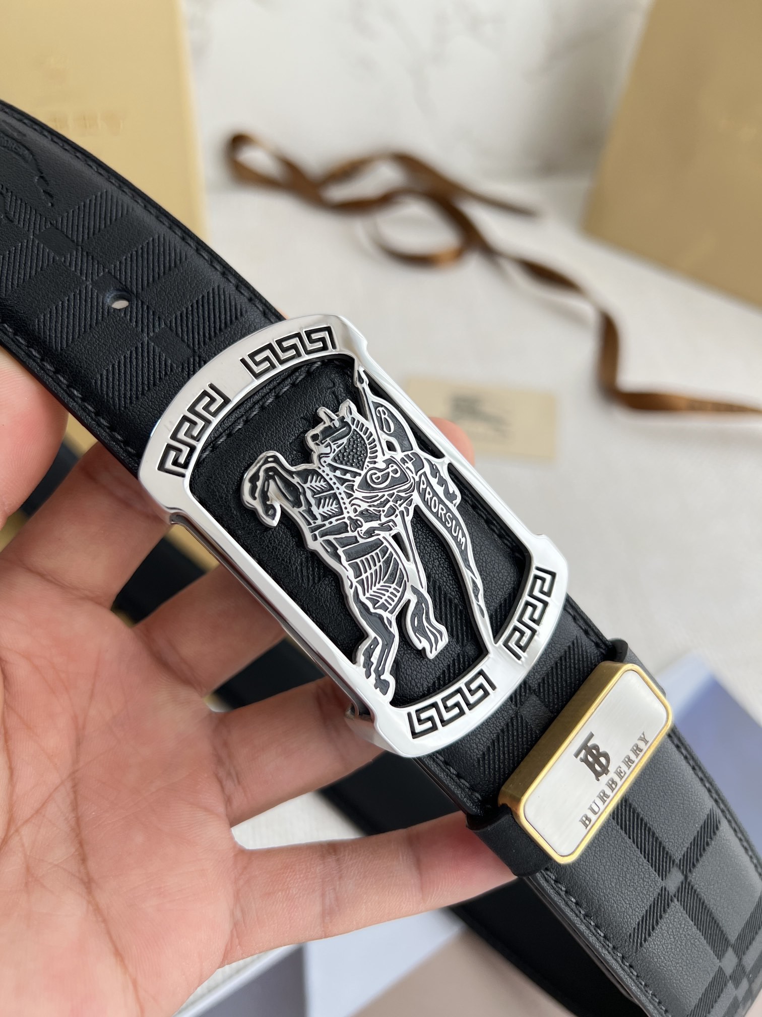 品名巴宝莉.Burberry️腰带皮