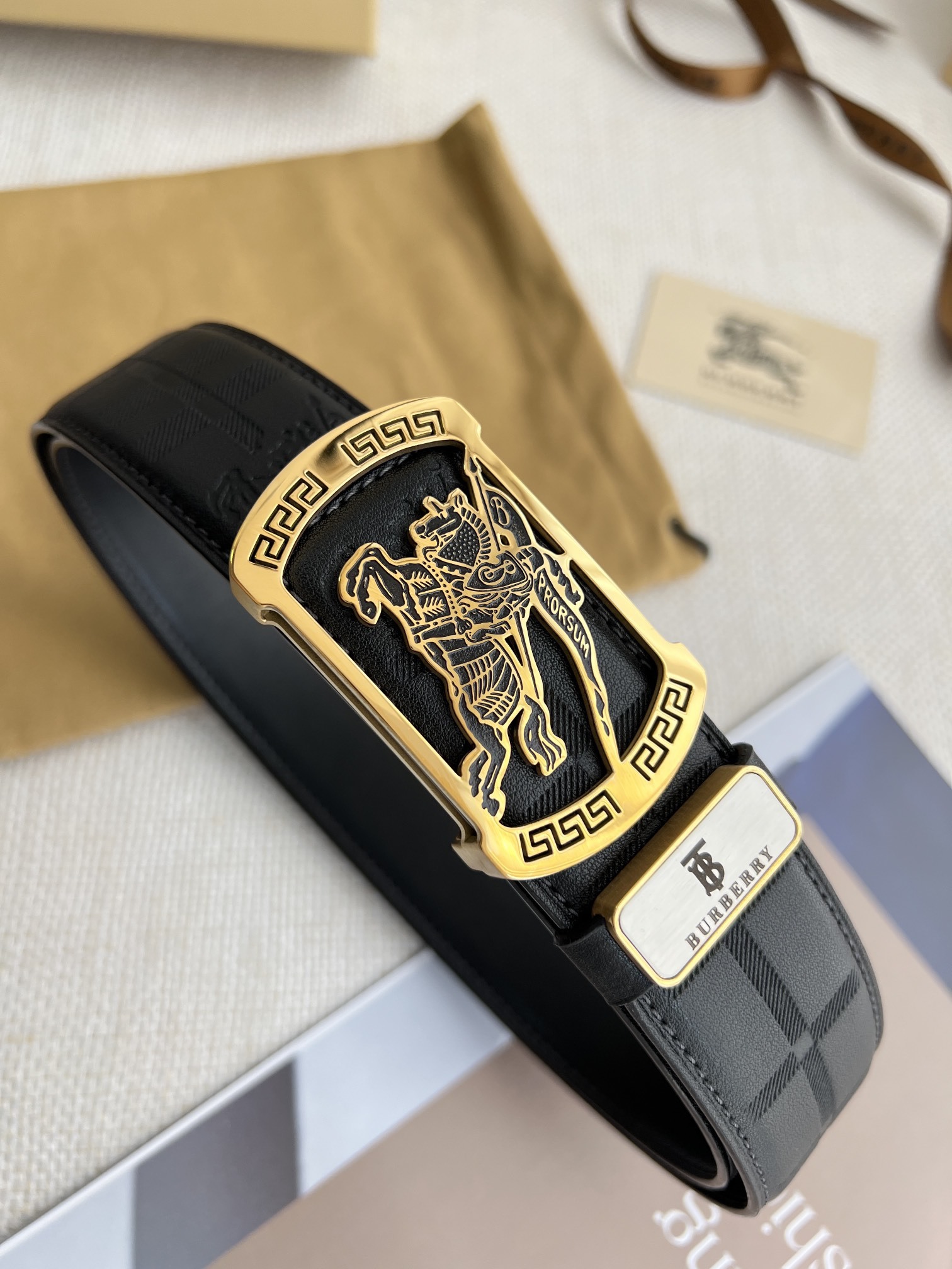 品名巴宝莉.Burberry️腰带皮