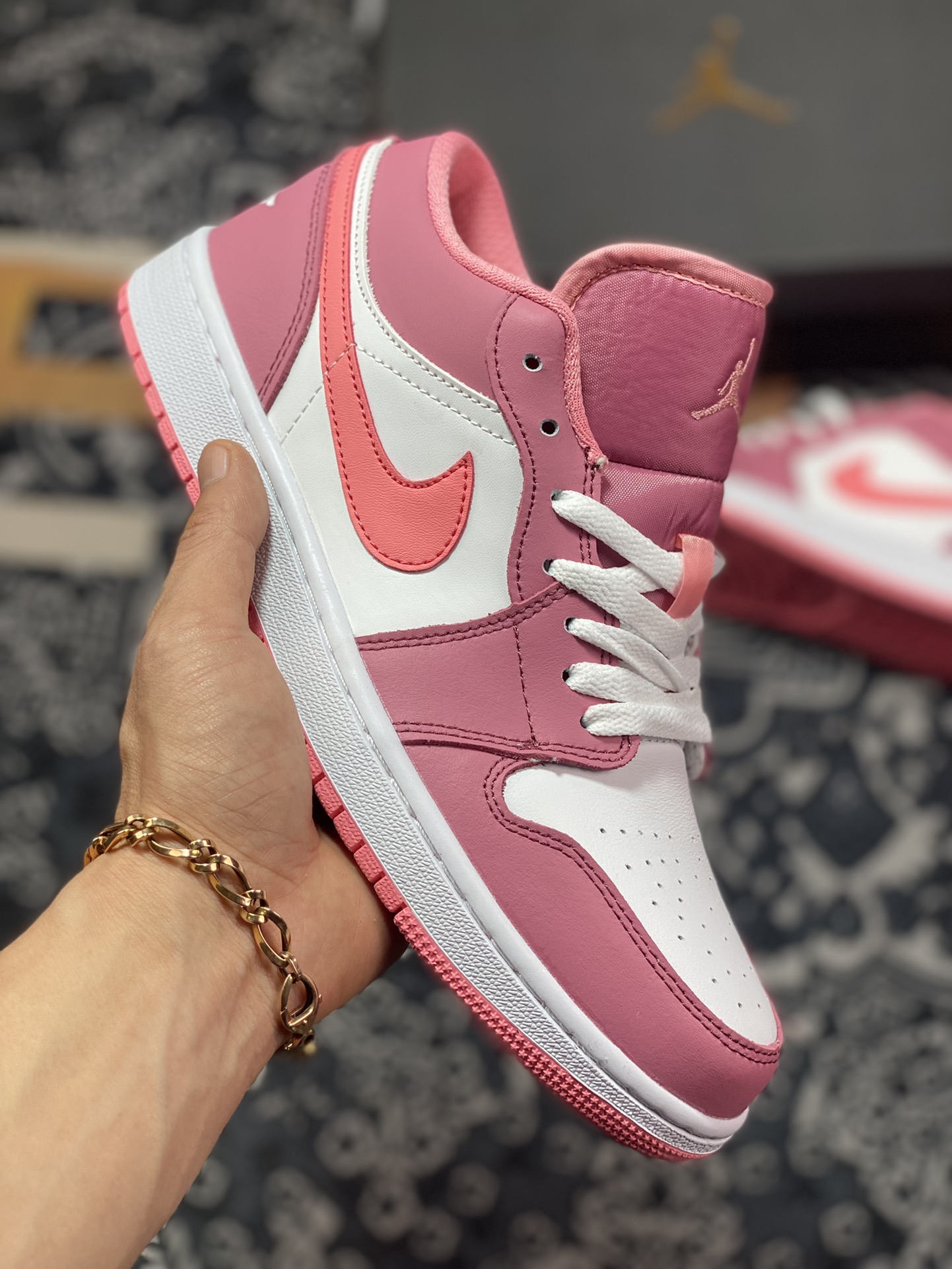 Air Jordan 1 Low 粉白 官方同步新色 553560-616