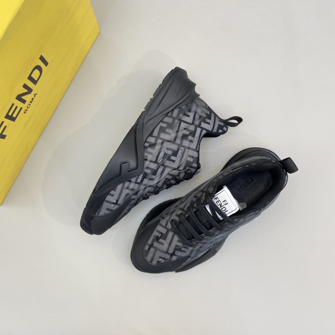 Precio de venta: P220 Marca comercial: Feid* "Fendi*" Low Top SneakersTalla: 38-44(se puede personal