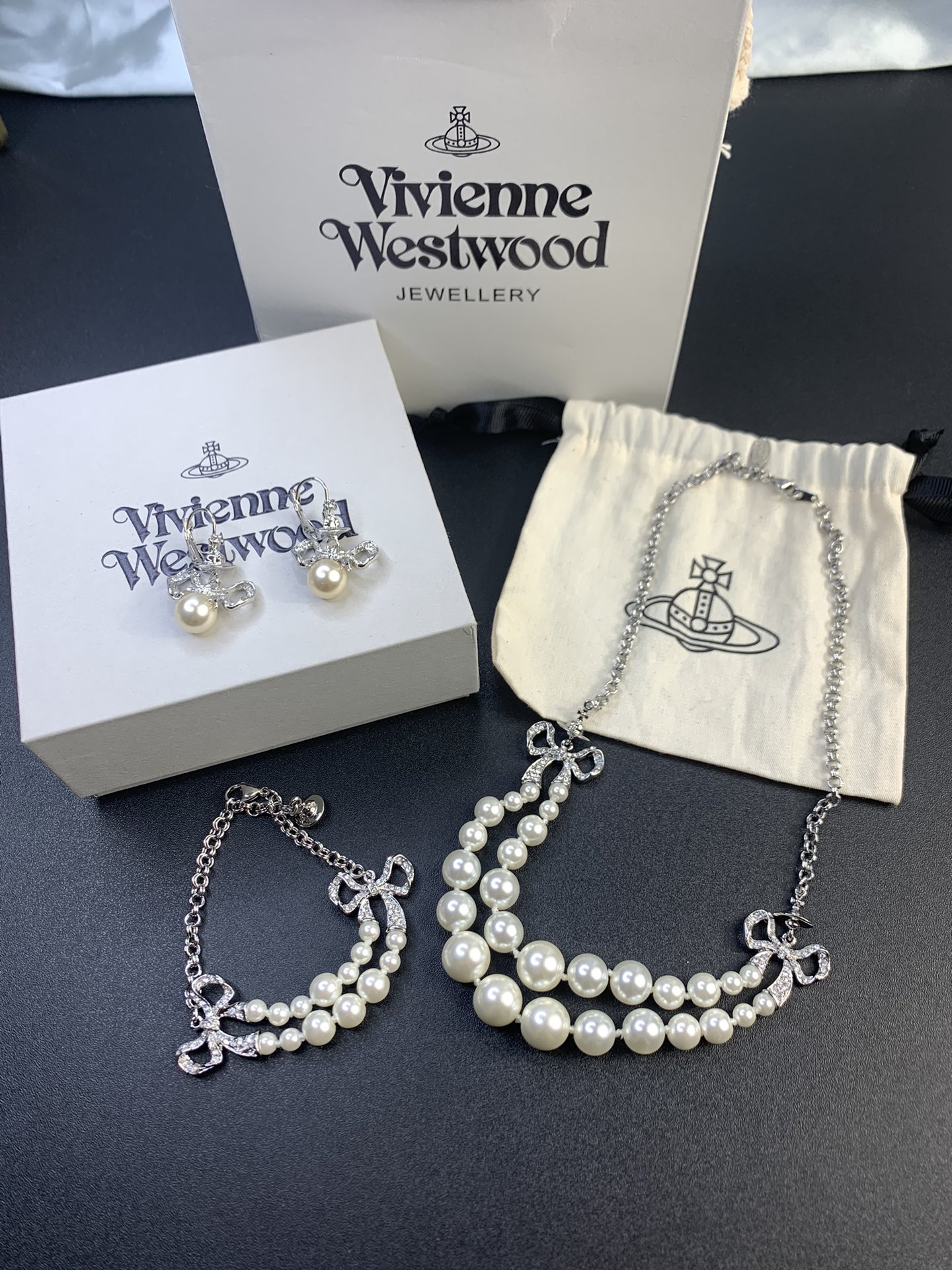 NO:103457,80 bracelet 95 necklace 80 earrings Queen Mother's bow two-layer pearl set earrings bracelet necklace, Queen Mother's necklace, necklace, bracelet1986090980手链95项链80耳钉 西太后蝴蝶结二层珍珠套装耳钉手链项链,西太后项链,necklace,bracelet,Jewelry