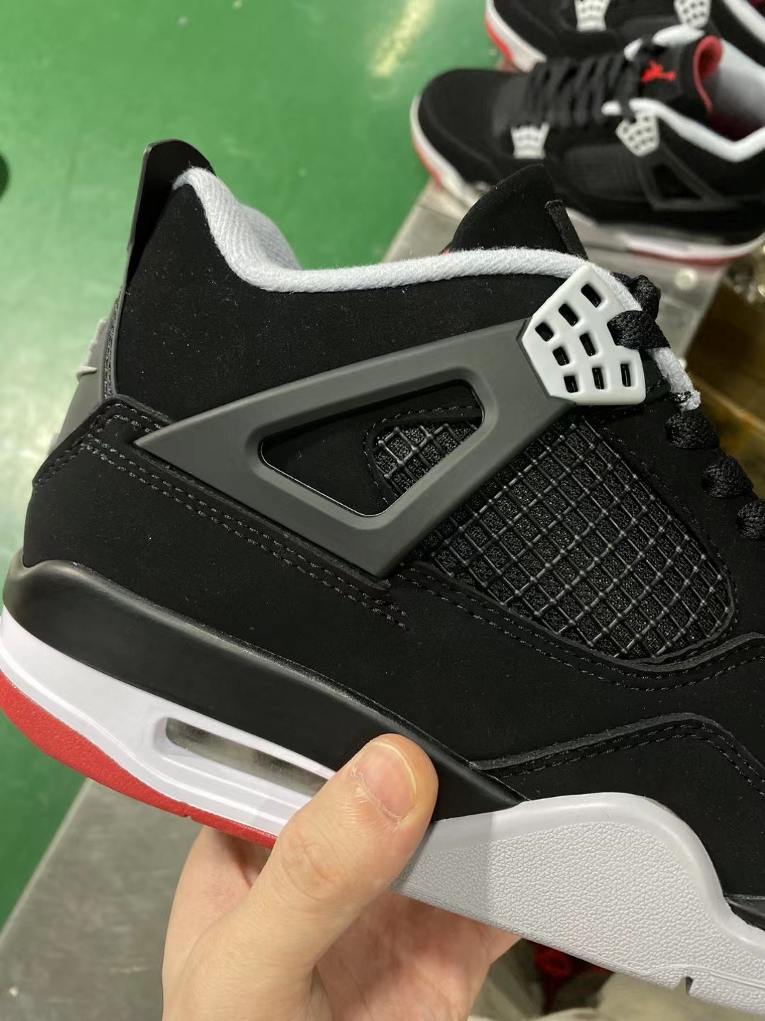 AJ4黑红公牛鞋码40-47.5总裁