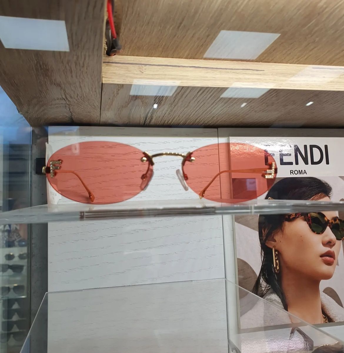 Designer Sunglasses FE4075