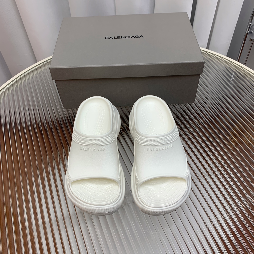 BalenciagaxCrocs联名