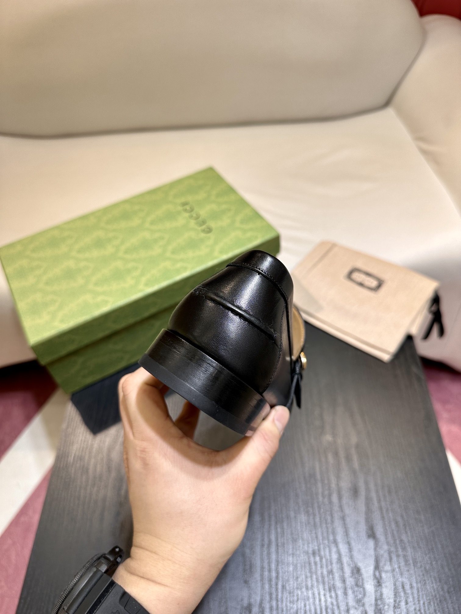 Gucci深緑レザー楽福靴 - 互扣式双Gマークの幾何学模様