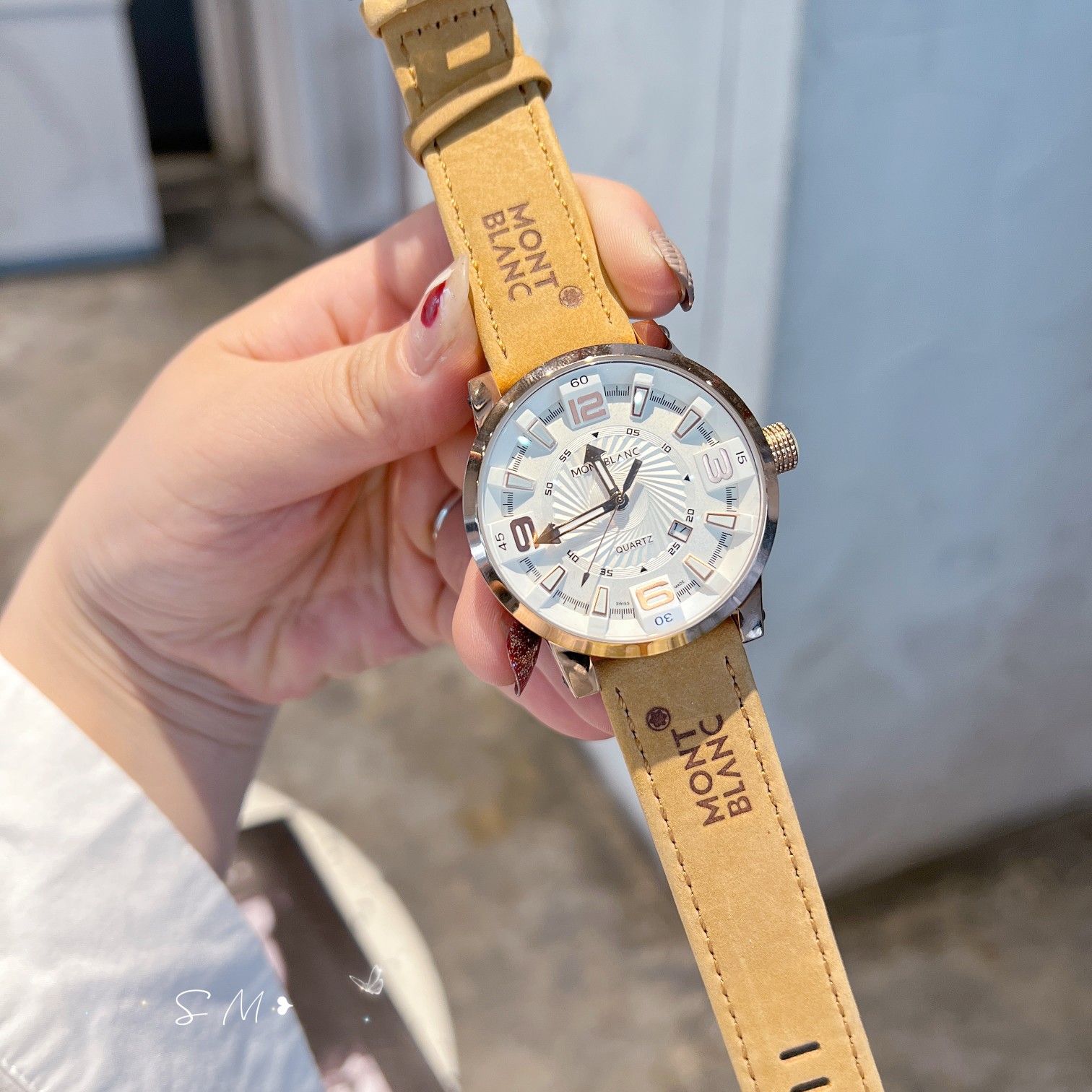 Montblanc Multifunctional Wristwatch: Fine Design for Business and Leisure - 图片 3