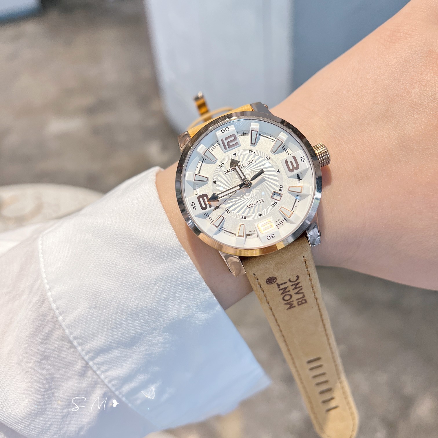 Montblanc Multifunctional Wristwatch: Fine Design for Business and Leisure - 图片 6
