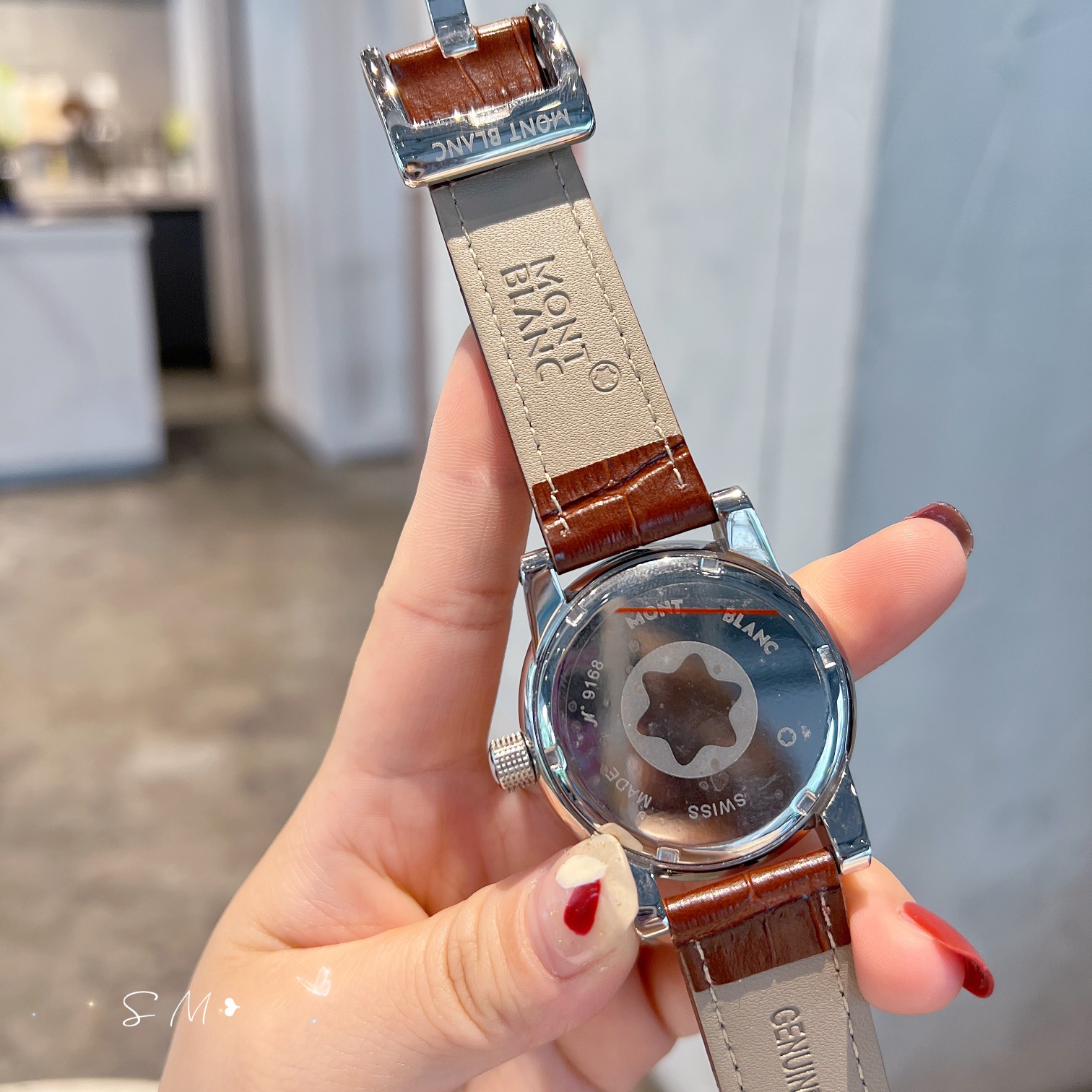 Montblanc Multifunctional Wristwatch: Fine Design, Premium Materials, Versatile for Business and Leisure. - 图片 5
