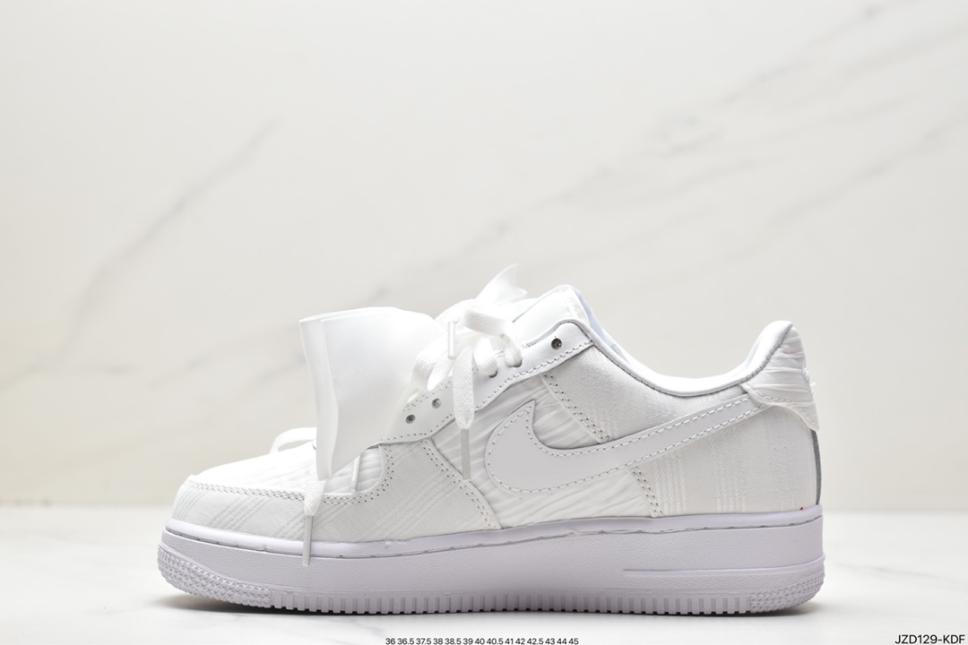 耐克Nike Wmns Air Force 1 '07 LX Low”Triple White”空军一号DV4244-111