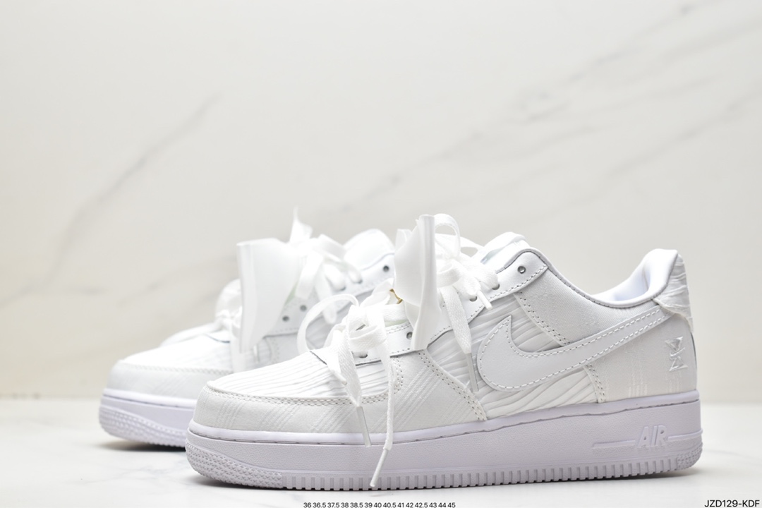 耐克Nike Wmns Air Force 1 '07 LX Low”Triple White”空军一号DV4244-111