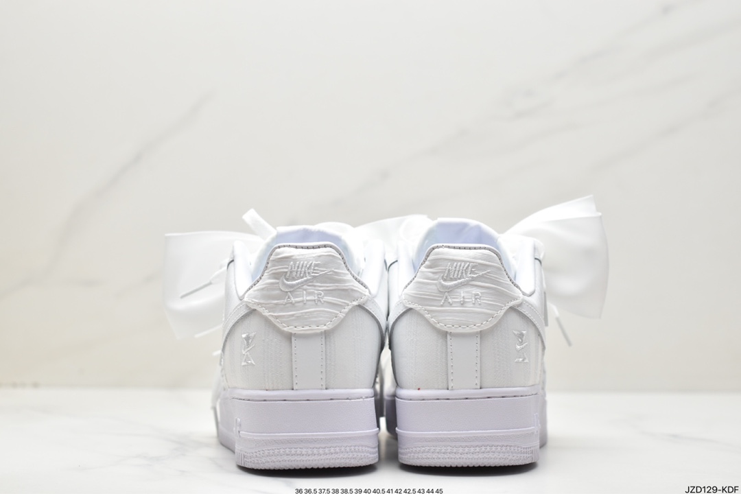 耐克Nike Wmns Air Force 1 '07 LX Low”Triple White”空军一号DV4244-111
