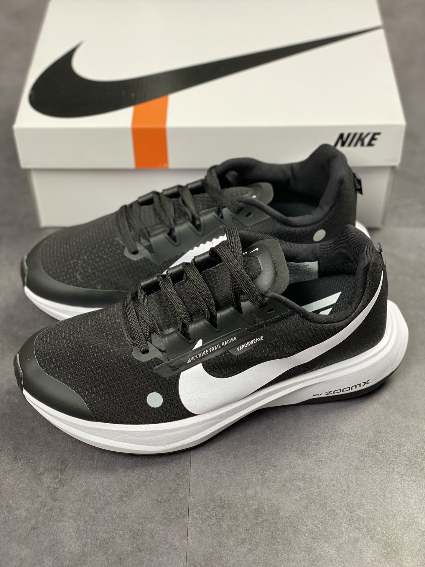 180 Nike Zoom Alhafly Next% 2 Proto 马拉松跑步鞋DX1907
