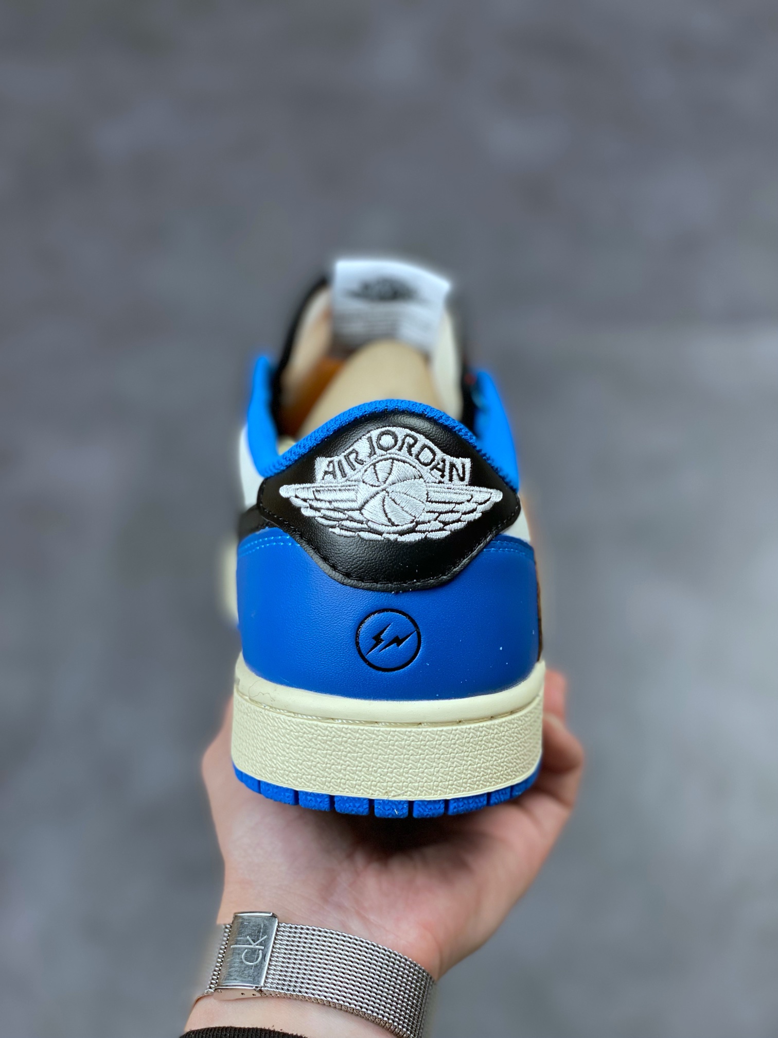 200 Fragment x Travis Scott x Air Jordan 1 Low 三方联名
