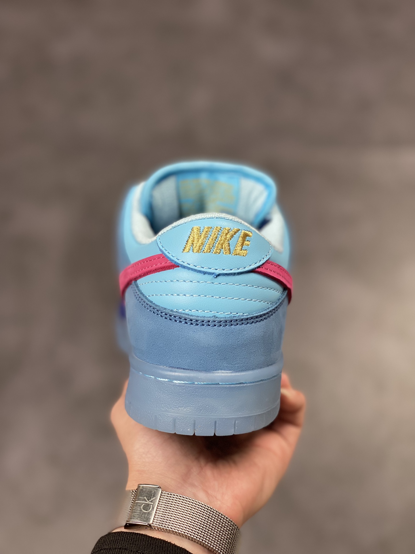 420 Run The Jewels x Nike SB Dunk Low 说唱乐队联名DO9404-400