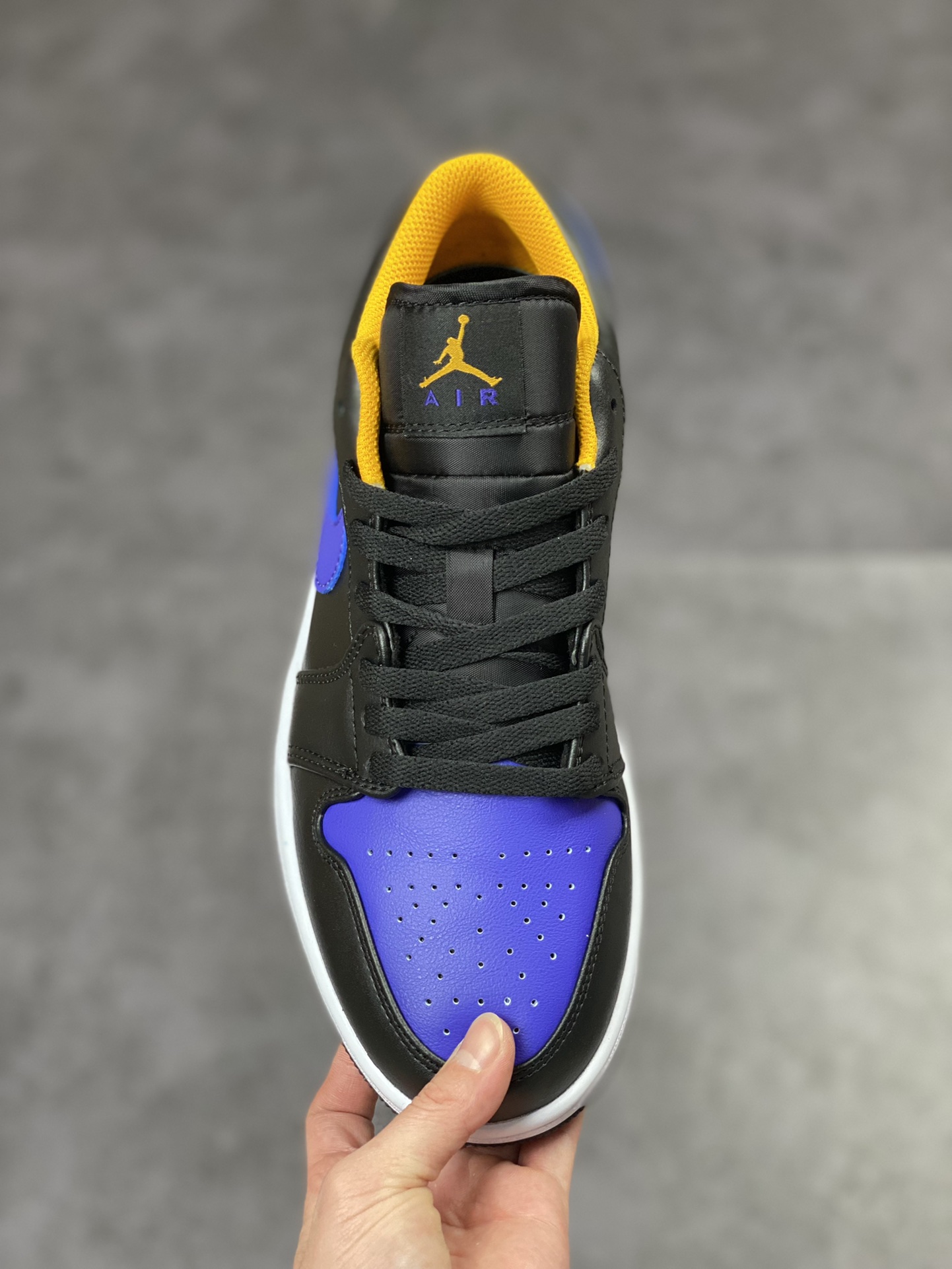 200 Air Jordan 1 Low 黑紫黄脚趾 AJ1乔1低帮休闲板鞋 553558-075