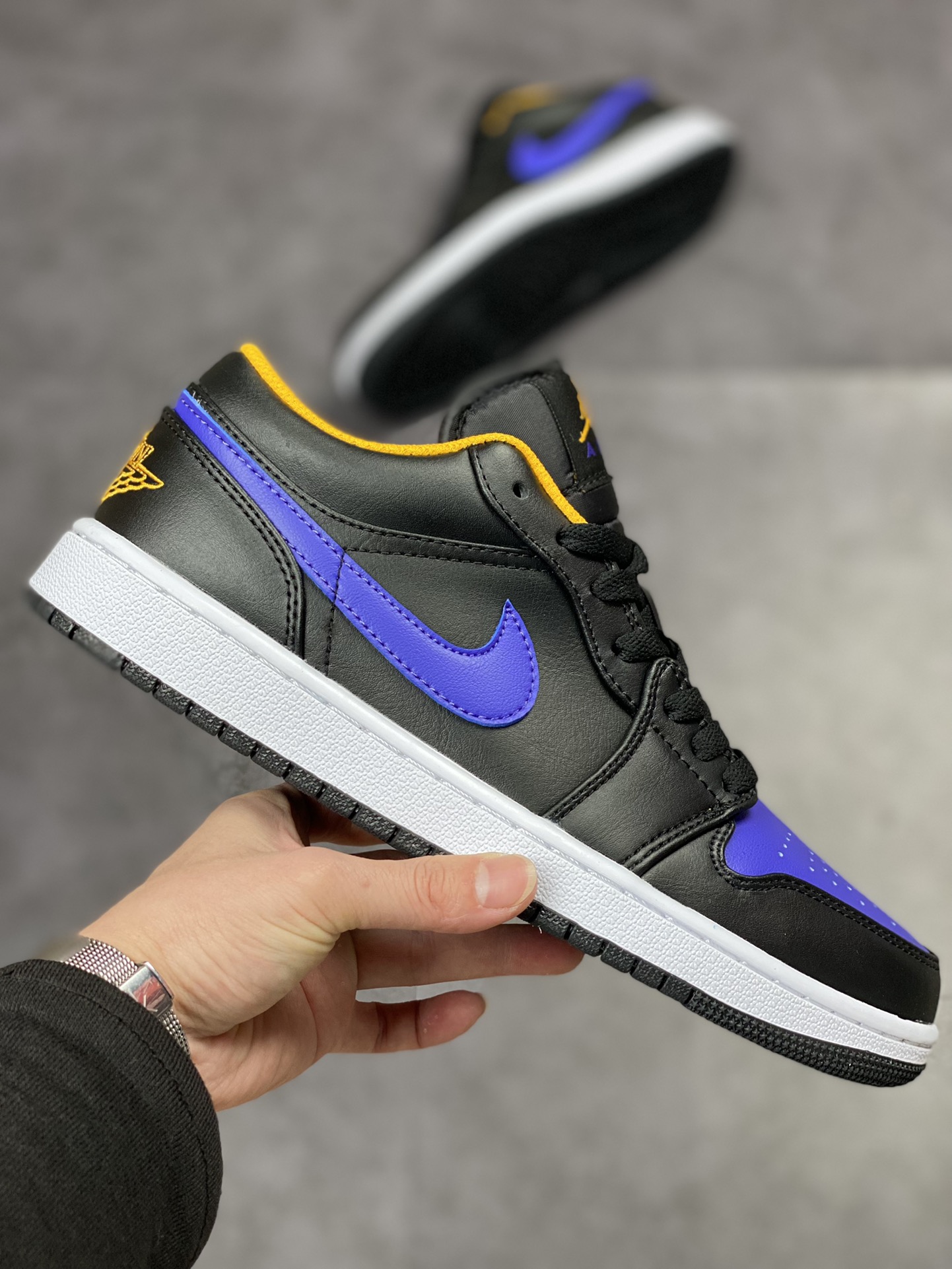 200 Air Jordan 1 Low 黑紫黄脚趾 AJ1乔1低帮休闲板鞋 553558-075
