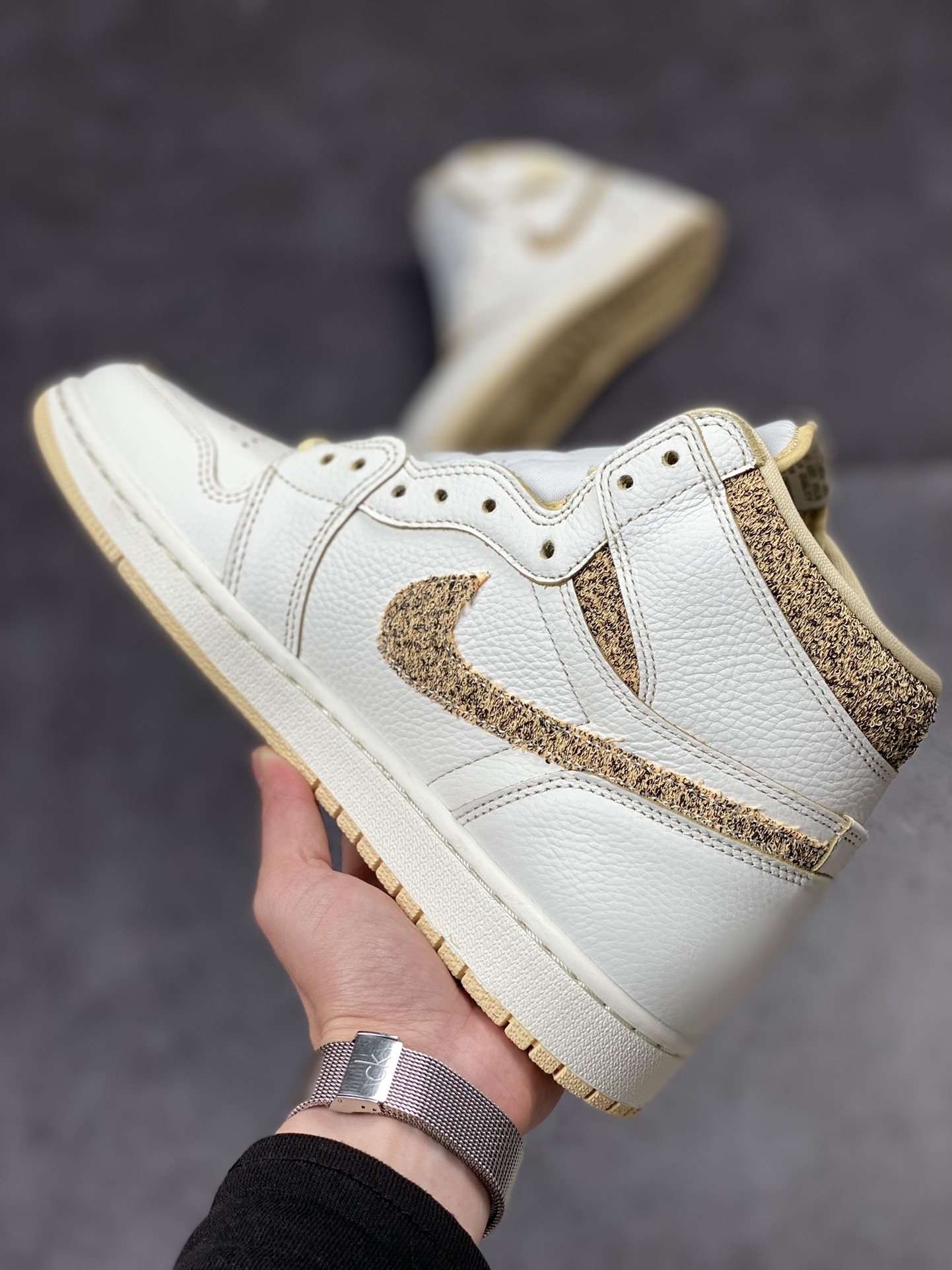 350 Air Jordan 1 Retro ”Vbiratoinso fN ajia” 小香风 FD8631-100