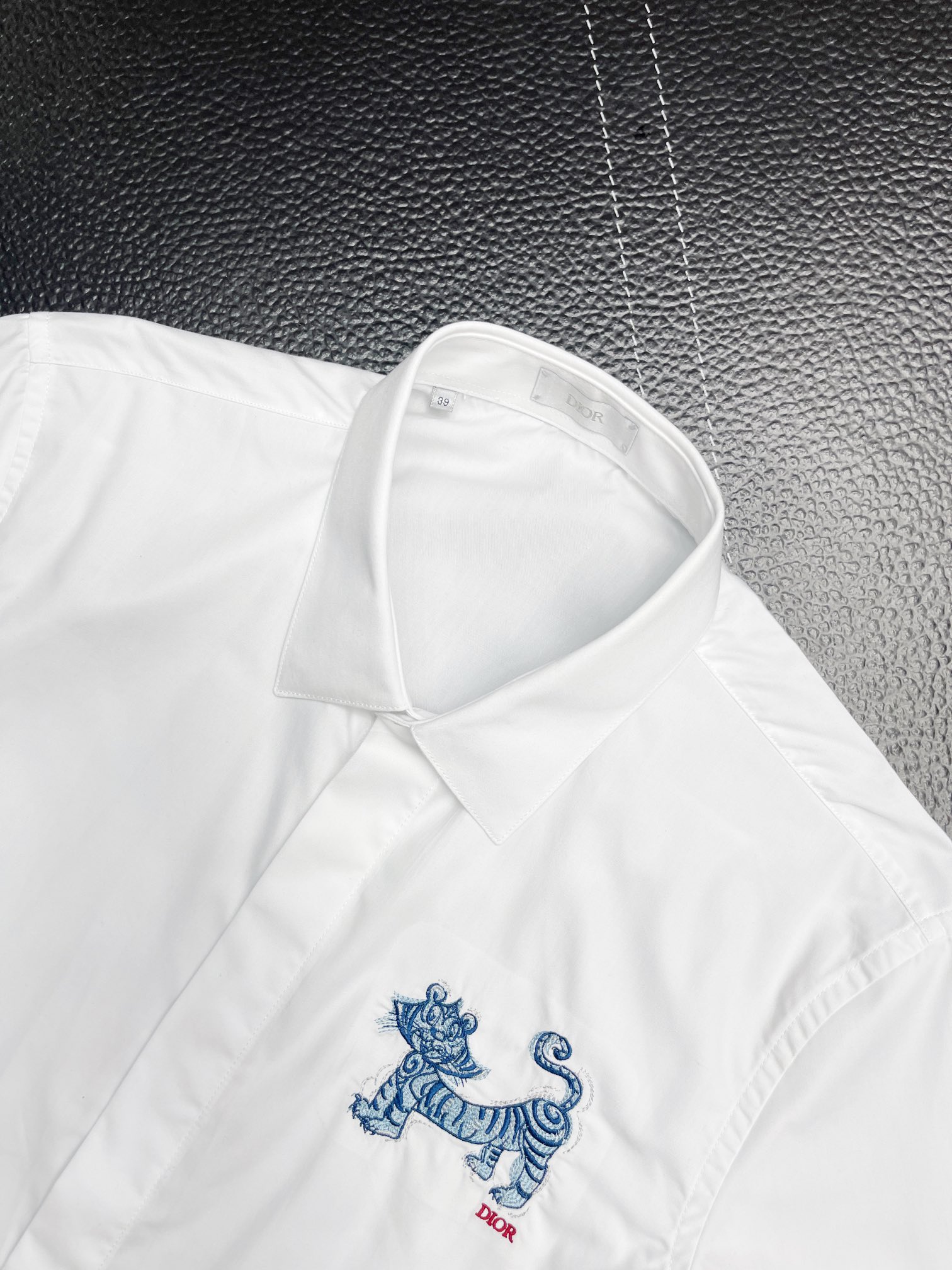 路易威登 Louis Vuitton 高定典藏名品高定成衣时装外套连衣裙衬衫T恤 #A589D72D 4