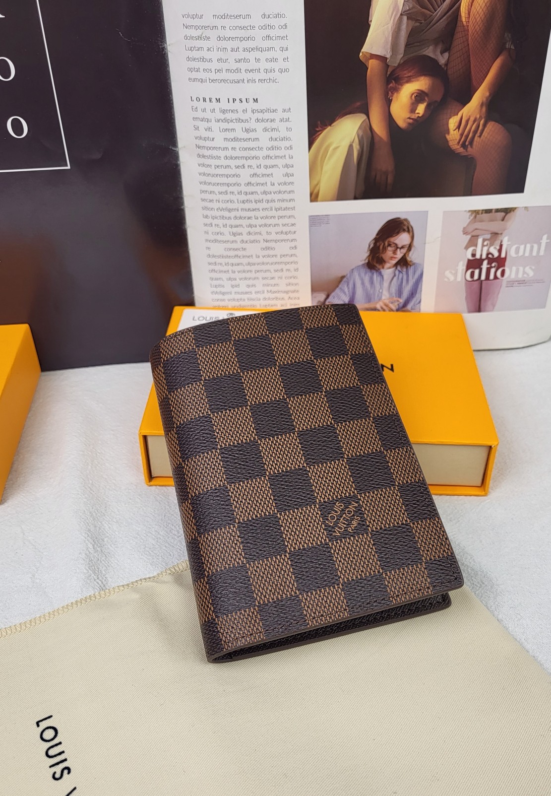 Leather passport holder RFID blocking demonstration