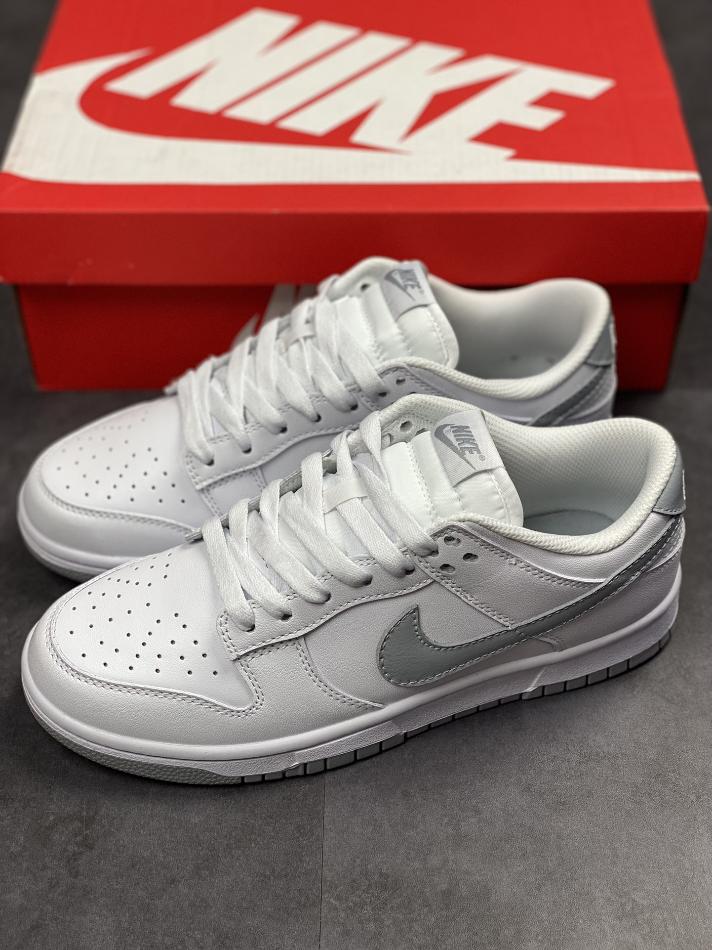 NIKE SB Dunk Low white gray cost-effective ceiling DH9765-102