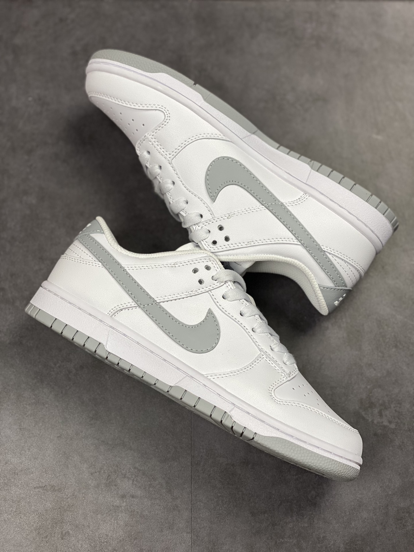 NIKE SB Dunk Low white gray cost-effective ceiling DH9765-102