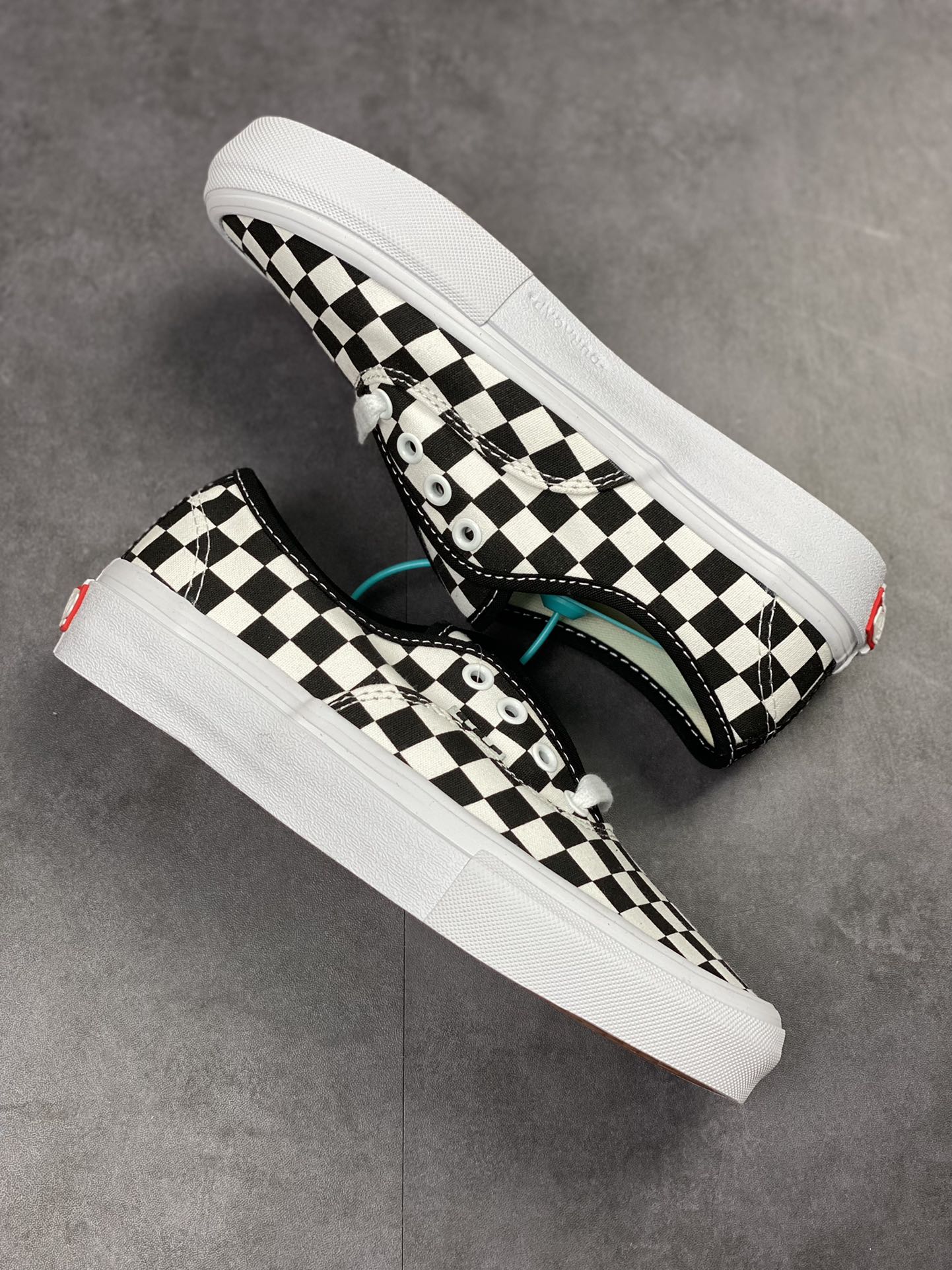 VANS 2023 new men's and women's classic chessboard all-match canvas shoes VN0A5FC8FS8