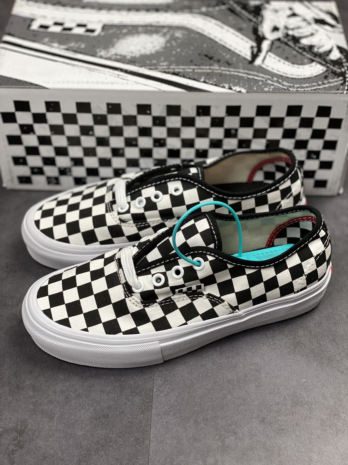 VANS 2023 new men's and women's classic chessboard all-match canvas shoes VN0A5FC8FS8