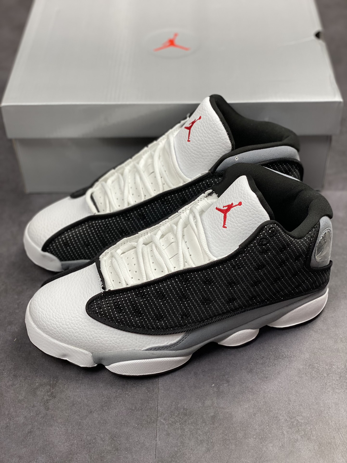 190 Air Jordan 13 Retro 黑白燧石 DJ5982-060