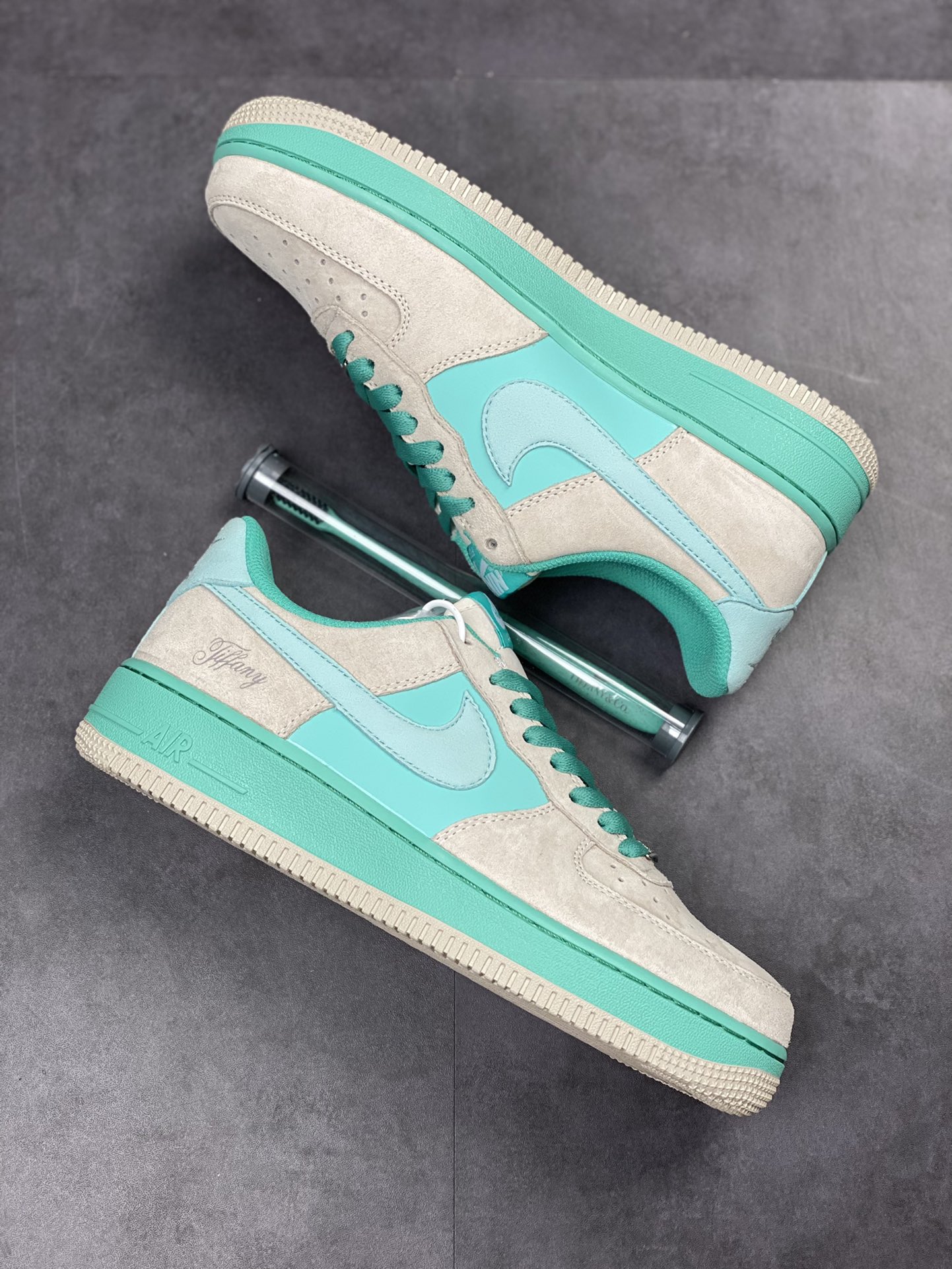 270 蒂芙尼 Tiffany & Co. x Nike Air Force 1 Low DZ1382-222