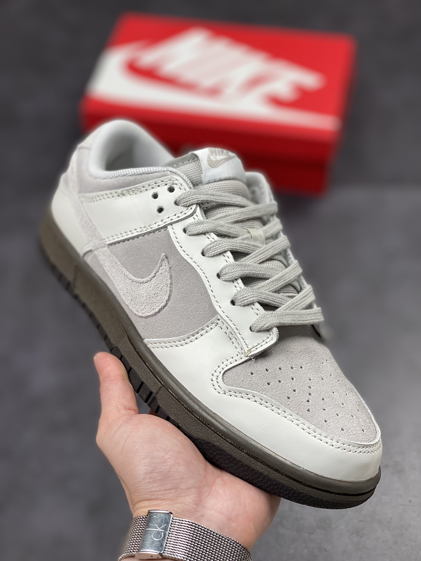 240 Nike SB Dunk Low ”Ironstone” 矿石灰 FD9746-001