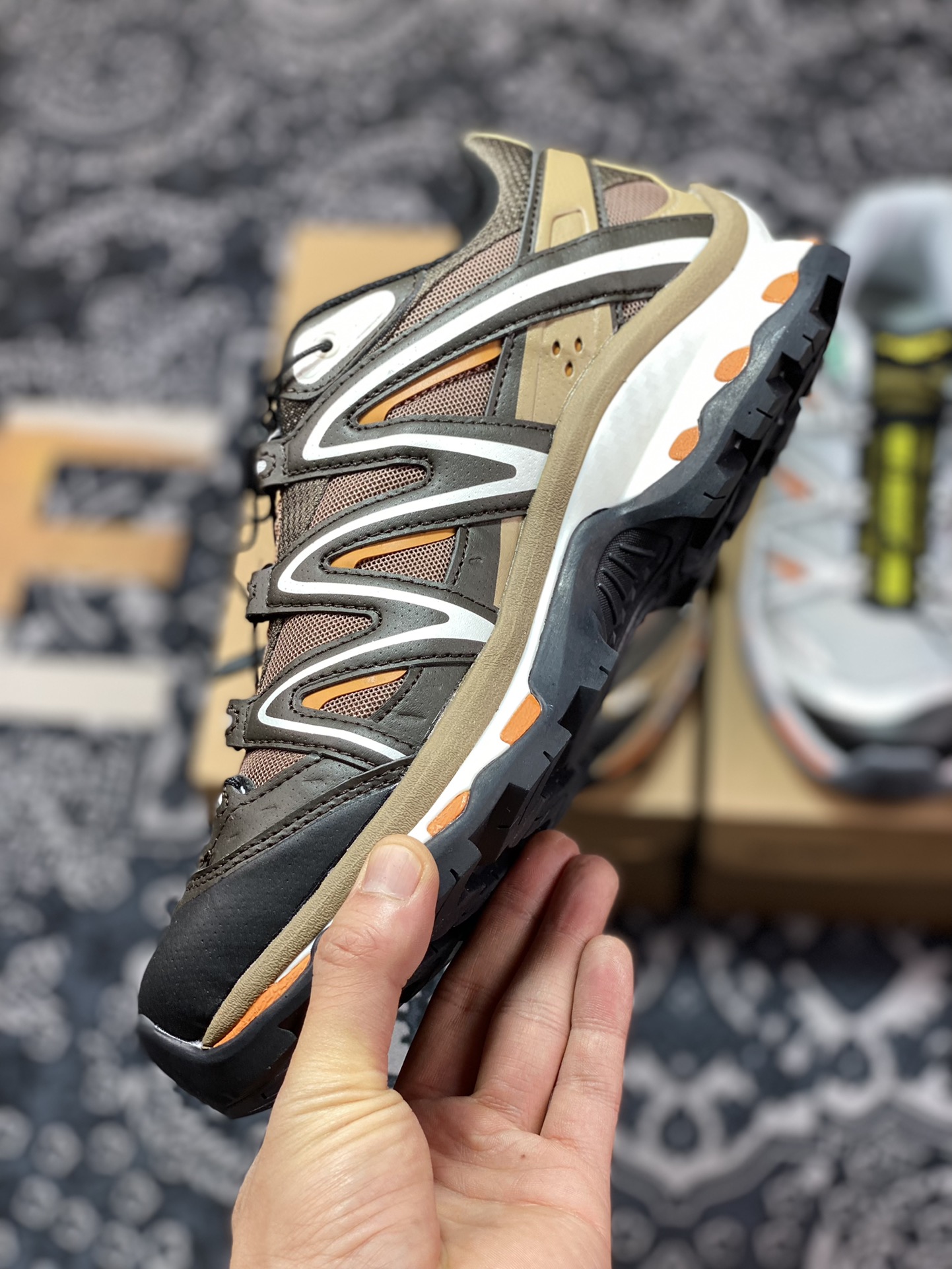 320  萨洛蒙/Salomon XT-6天际系列低帮城市越野机能透气休闲运动鞋473360-28