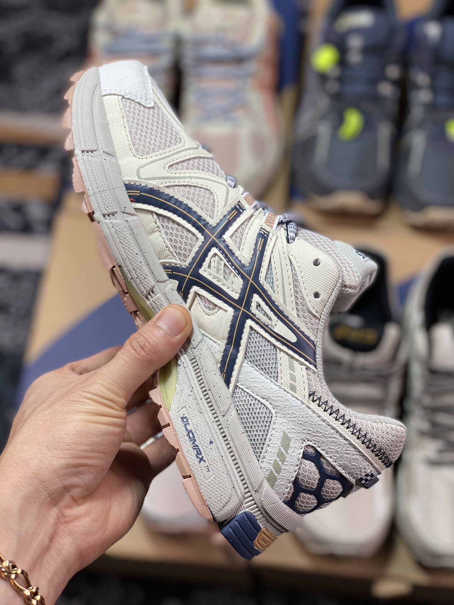 200  原装级别Asics Gel-Kahana 8 系列 浅灰 亚瑟士经典户外跑鞋 1011B109-023