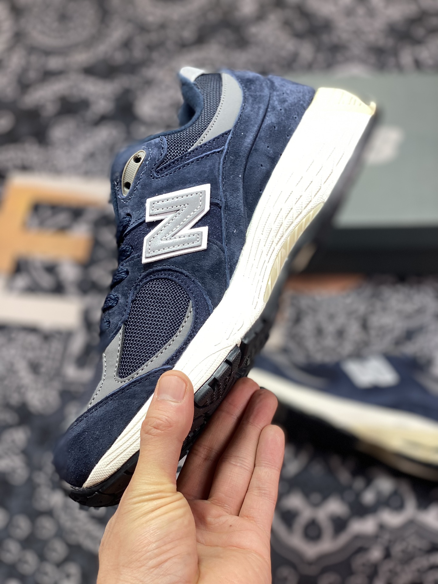 260  New Balance ML2002系列复古老爹风休闲运动慢跑鞋“海军蓝灰银”M2002RCA