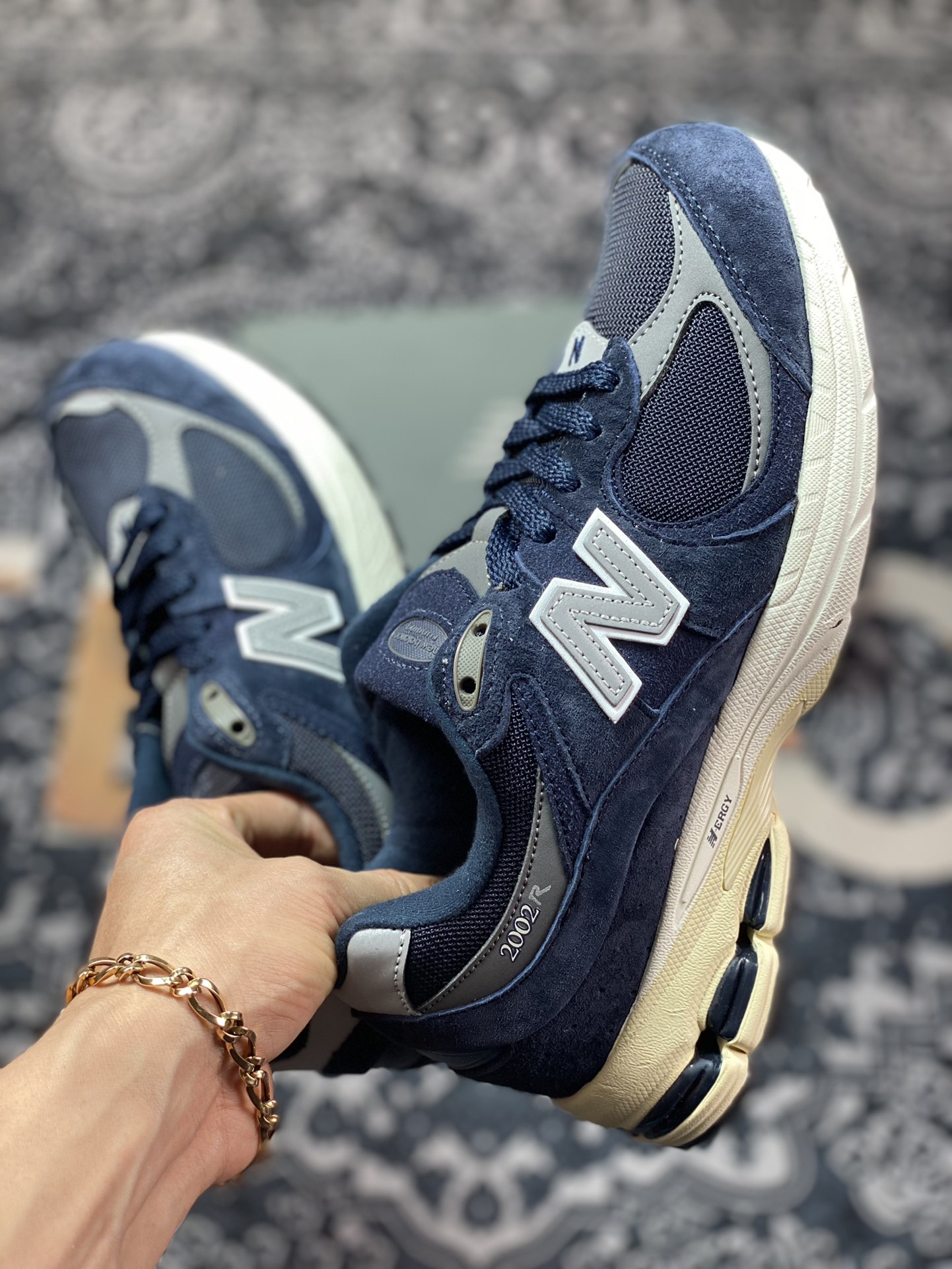 260  New Balance ML2002系列复古老爹风休闲运动慢跑鞋“海军蓝灰银”M2002RCA