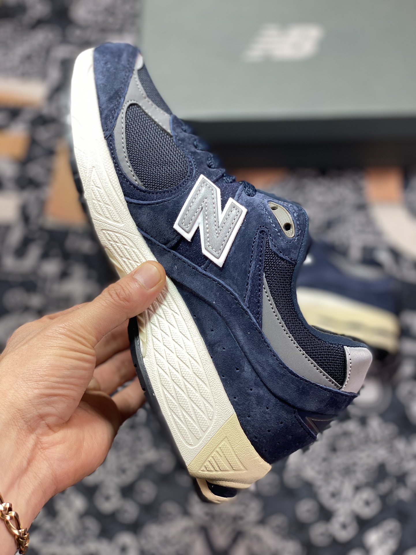 260  New Balance ML2002系列复古老爹风休闲运动慢跑鞋“海军蓝灰银”M2002RCA