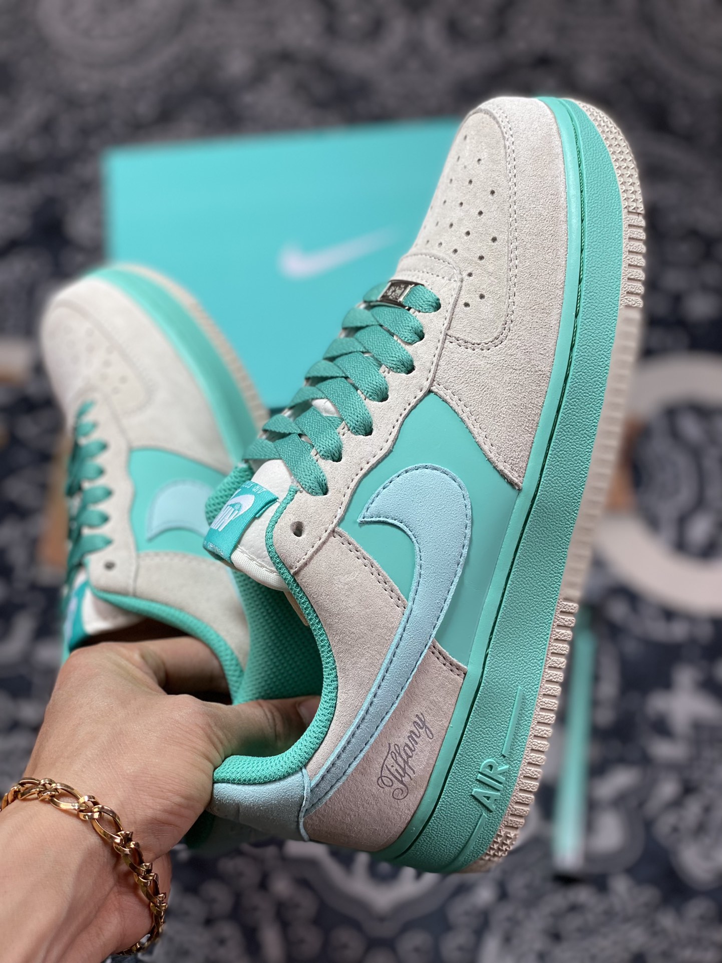 280 Tiffany & Co. x Nike Air Force 1 Low SP”Friends and Family”空军一号DZ1382-222