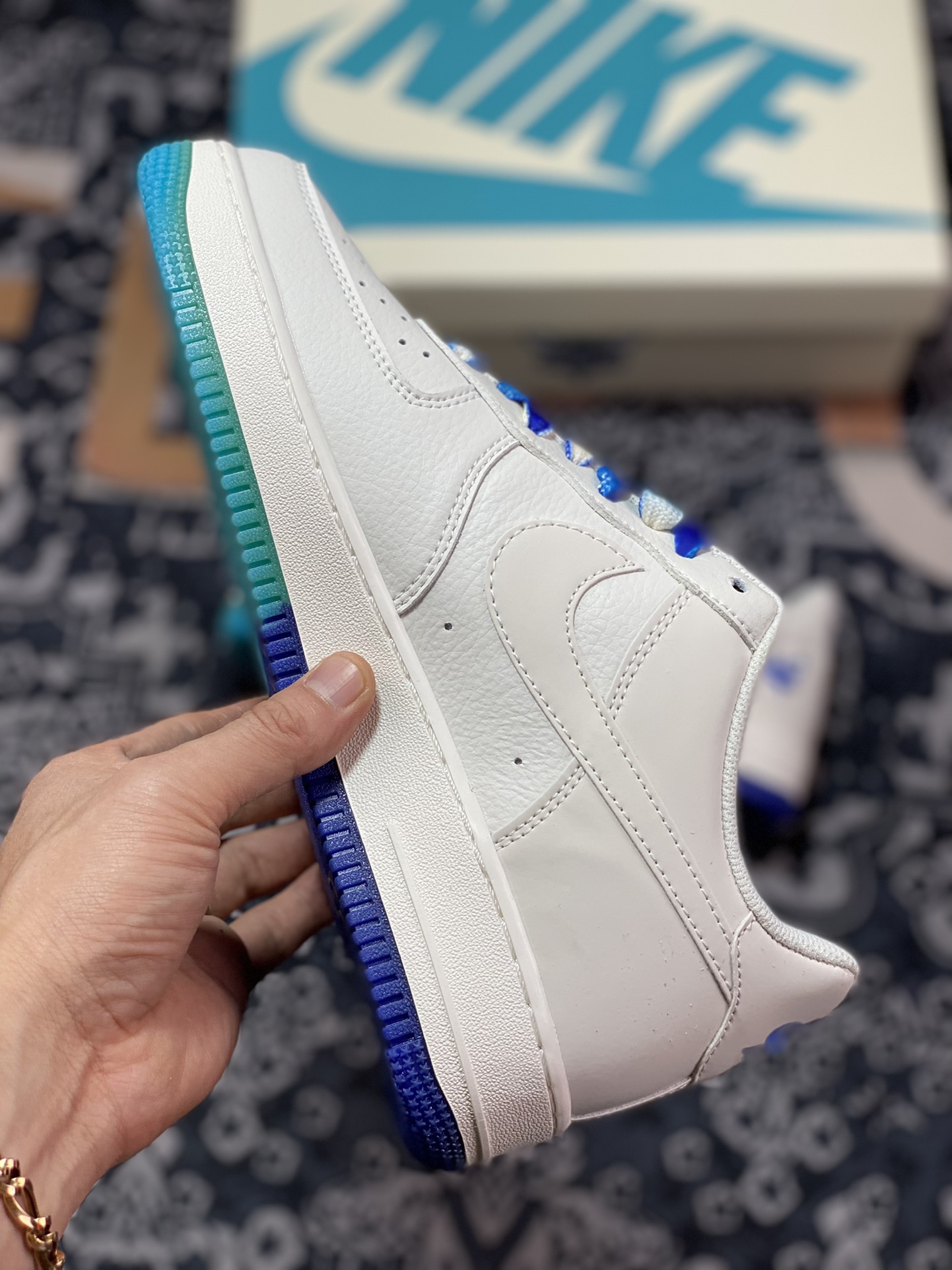 260 Nike Air Force 1’07 Low QS”Sail/Blue/Charlotte Hornets”空军一号QP5698-901