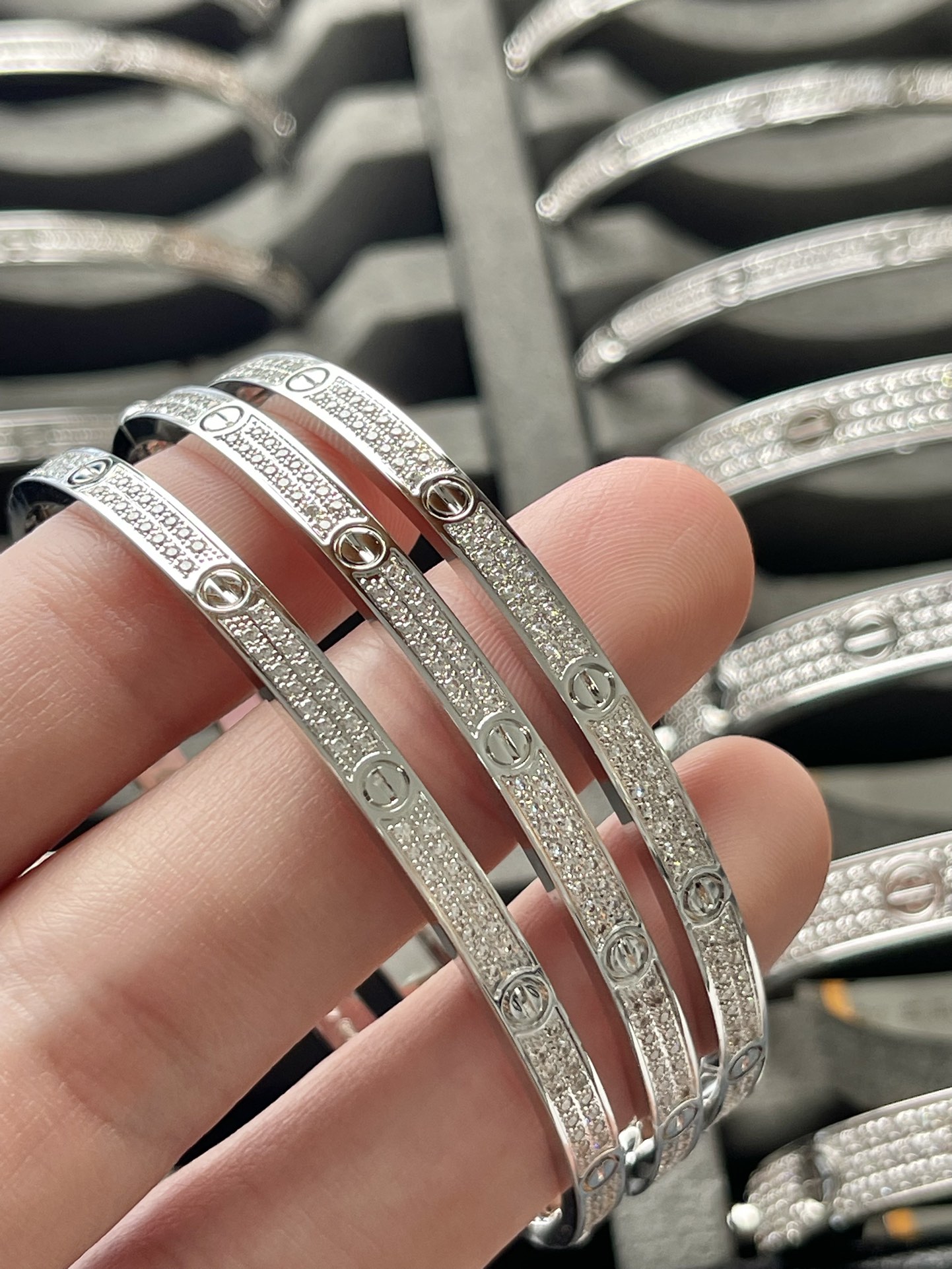 Cartier 窄版 宽版 卡地亚 满天星手镯