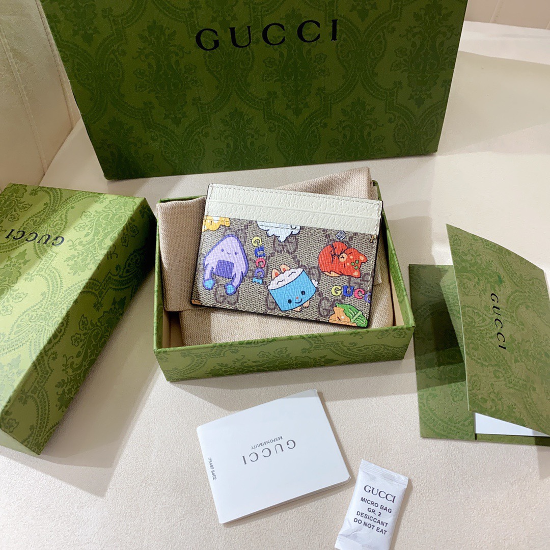 Gucci Flawless
 Wallet Card pack