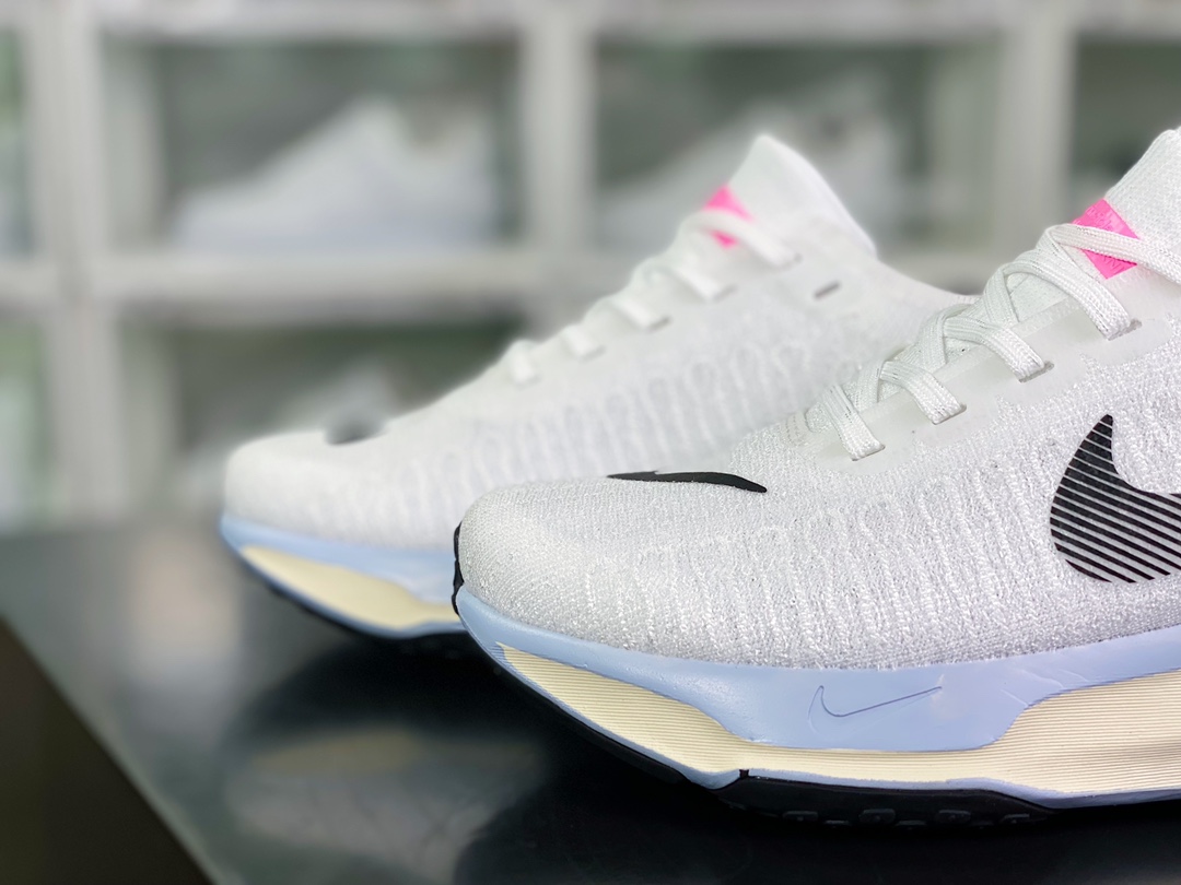 220 ZoomX Invincible Run Flyknit 3”White/Black/Blue/Pink”不可战胜3代DR2615-100