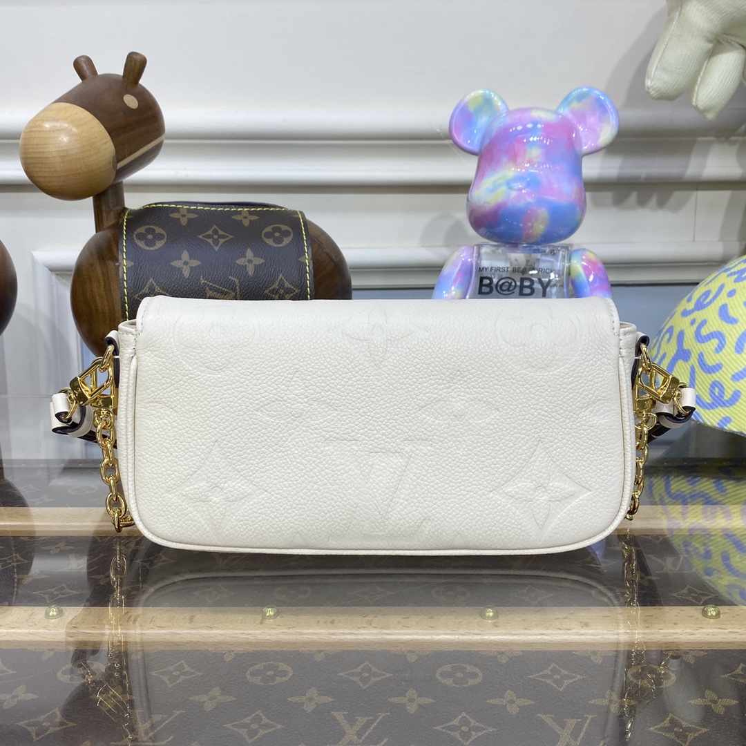 Louis Vuitton M82210米白 M81911 Wallet on Chain Ivy 手袋于 Monogram